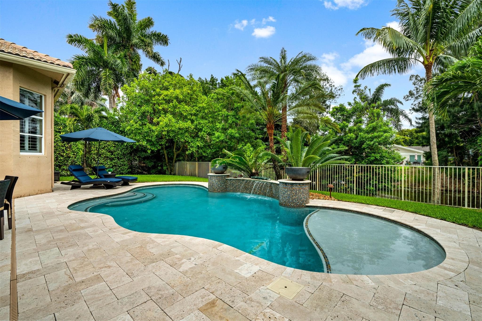 8284 S Lake Forest Drive, Davie, FL 33328 — photo 29 of 33