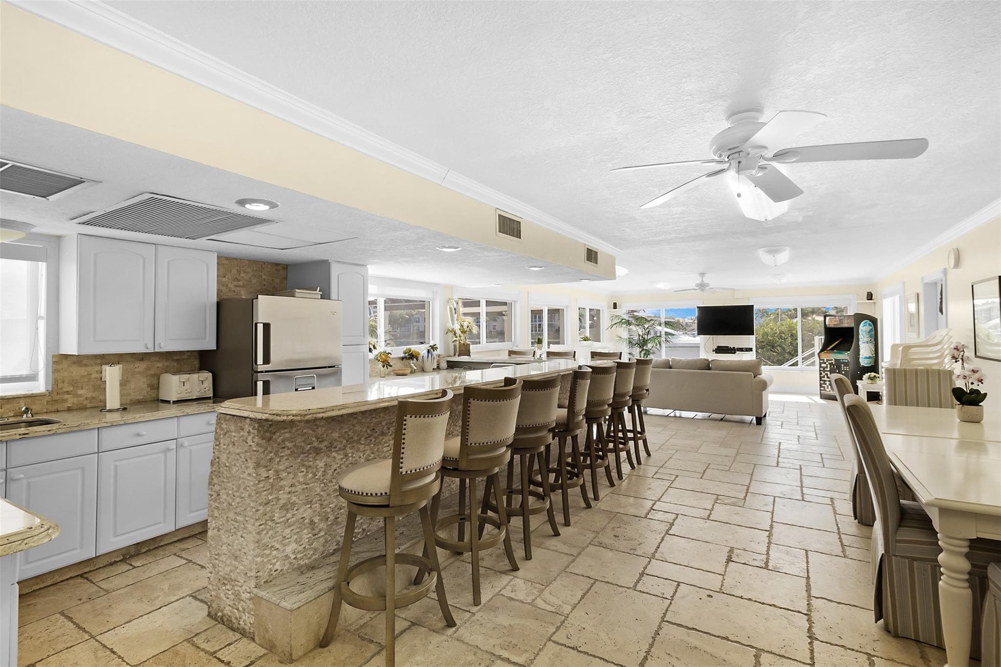 1160 Hillsboro Mile 903, Hillsboro Beach, FL 33062 — photo 15 of 50