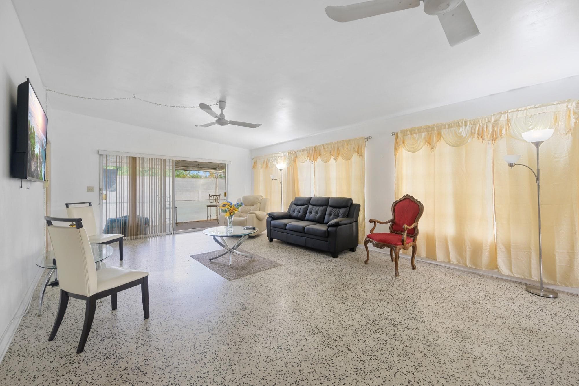 13945 N Miami Avenue, Miami, FL 33168 — photo 37 of 40