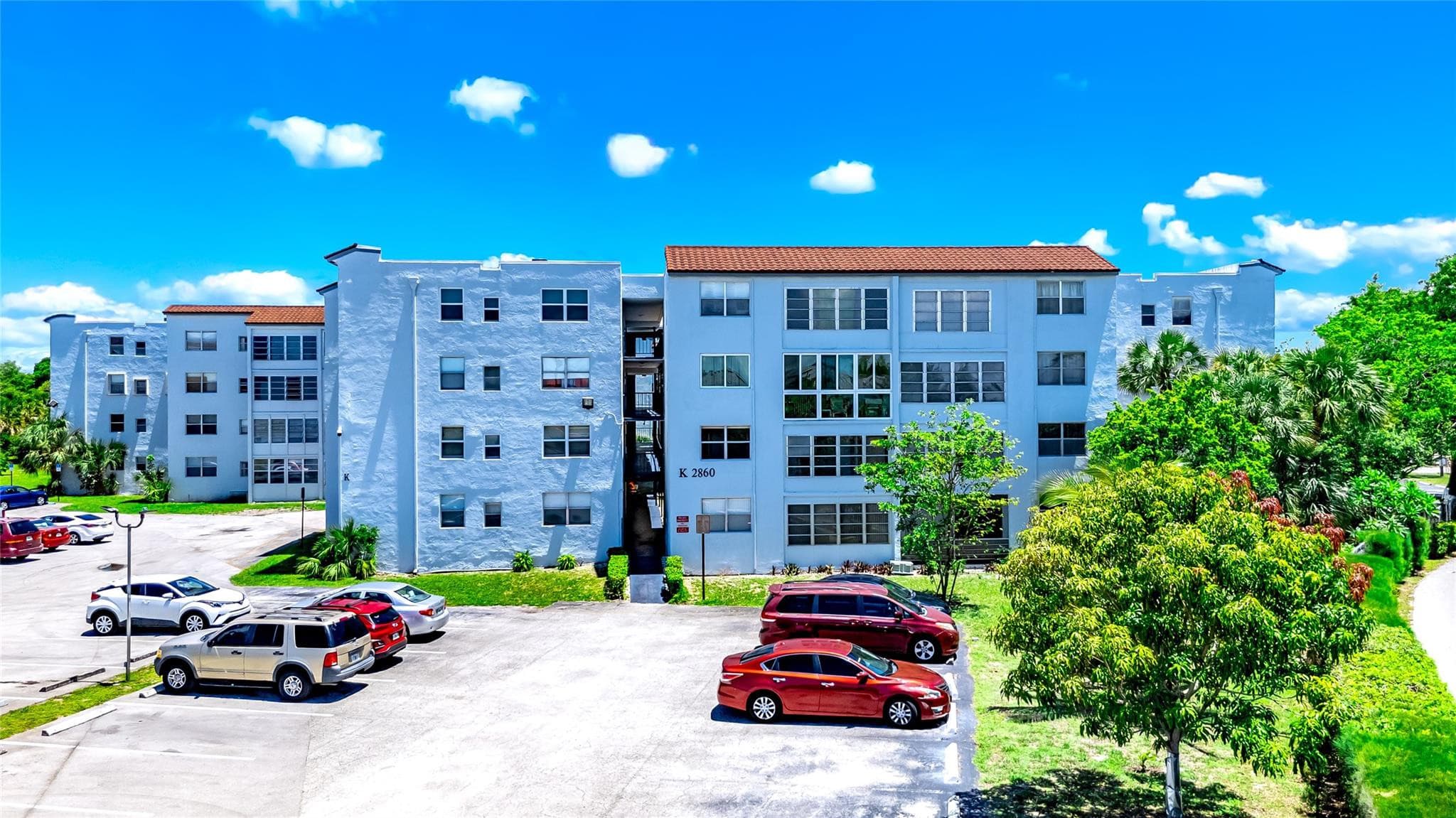 2860 Somerset Drive 404K, Lauderdale Lakes, FL 33311 — photo 1 of 26