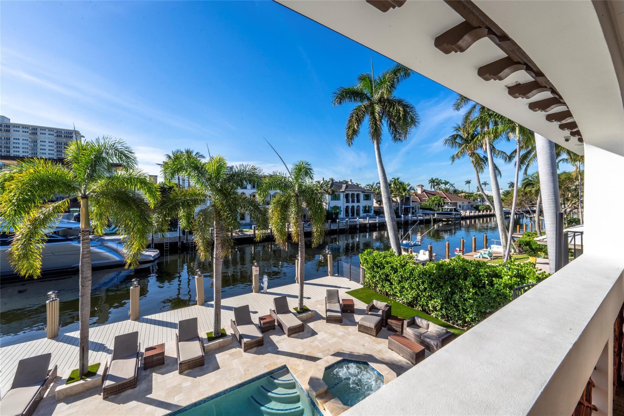 2430 Castilla Isle, Fort Lauderdale, FL 33301 — photo 23 of 57