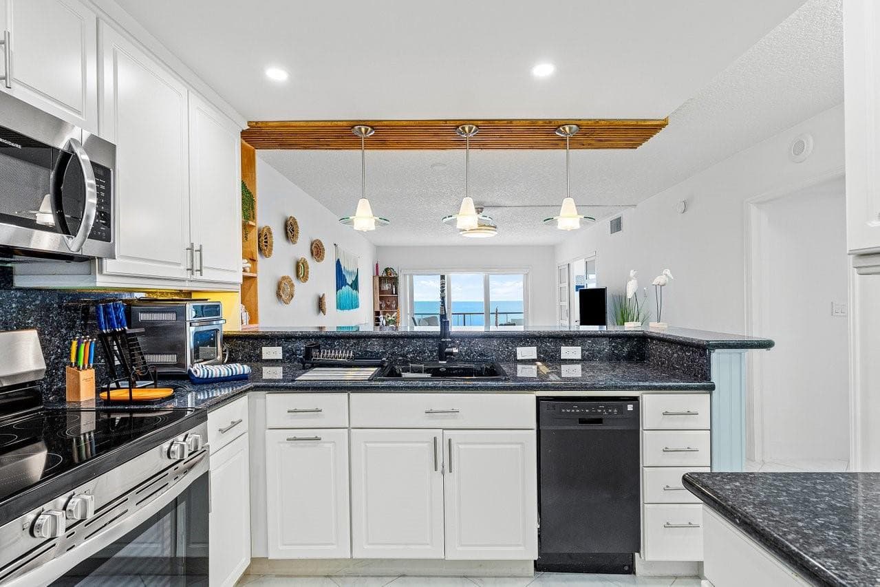1500 S Ocean Boulevard 1403, Lauderdale-By-The-Sea, FL 33062 — photo 14 of 35