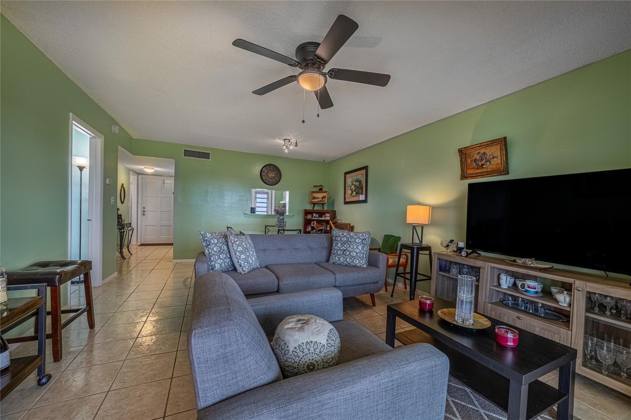 4151 NW 41st Street 409, Lauderdale Lakes, FL 33319 — photo 6 of 34