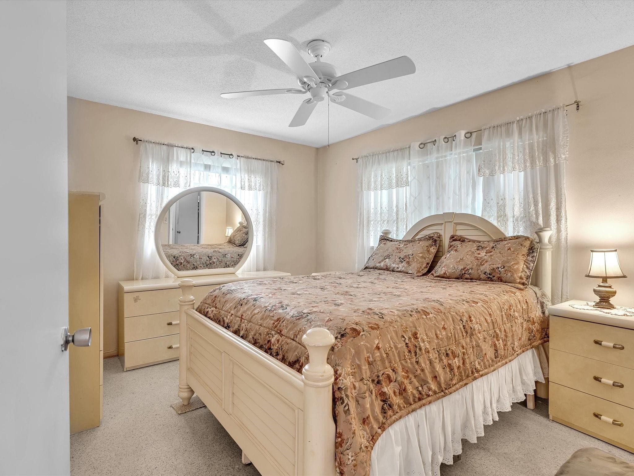 4220 NW 49th Avenue, Lauderdale Lakes, FL 33319 — photo 10 of 53