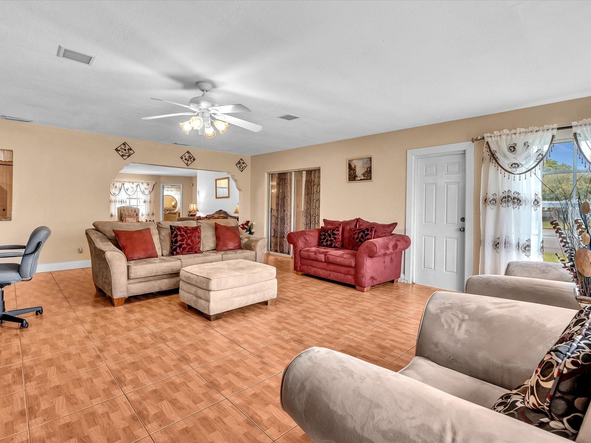 4220 NW 49th Avenue, Lauderdale Lakes, FL 33319 — photo 29 of 53