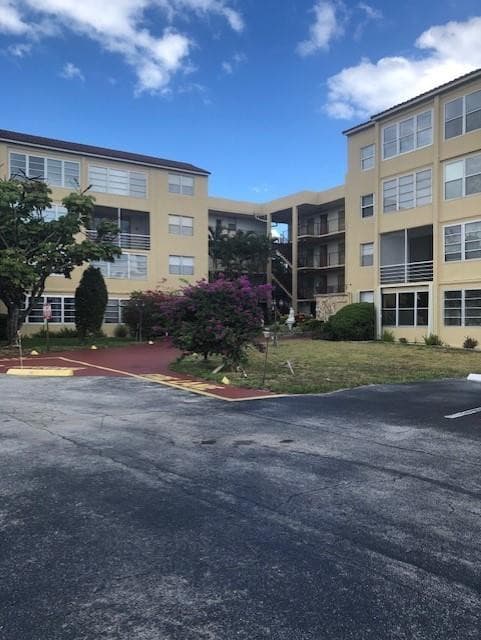 2801 Somerset Drive 209, Lauderdale Lakes, FL 33311 — photo 1 of 22