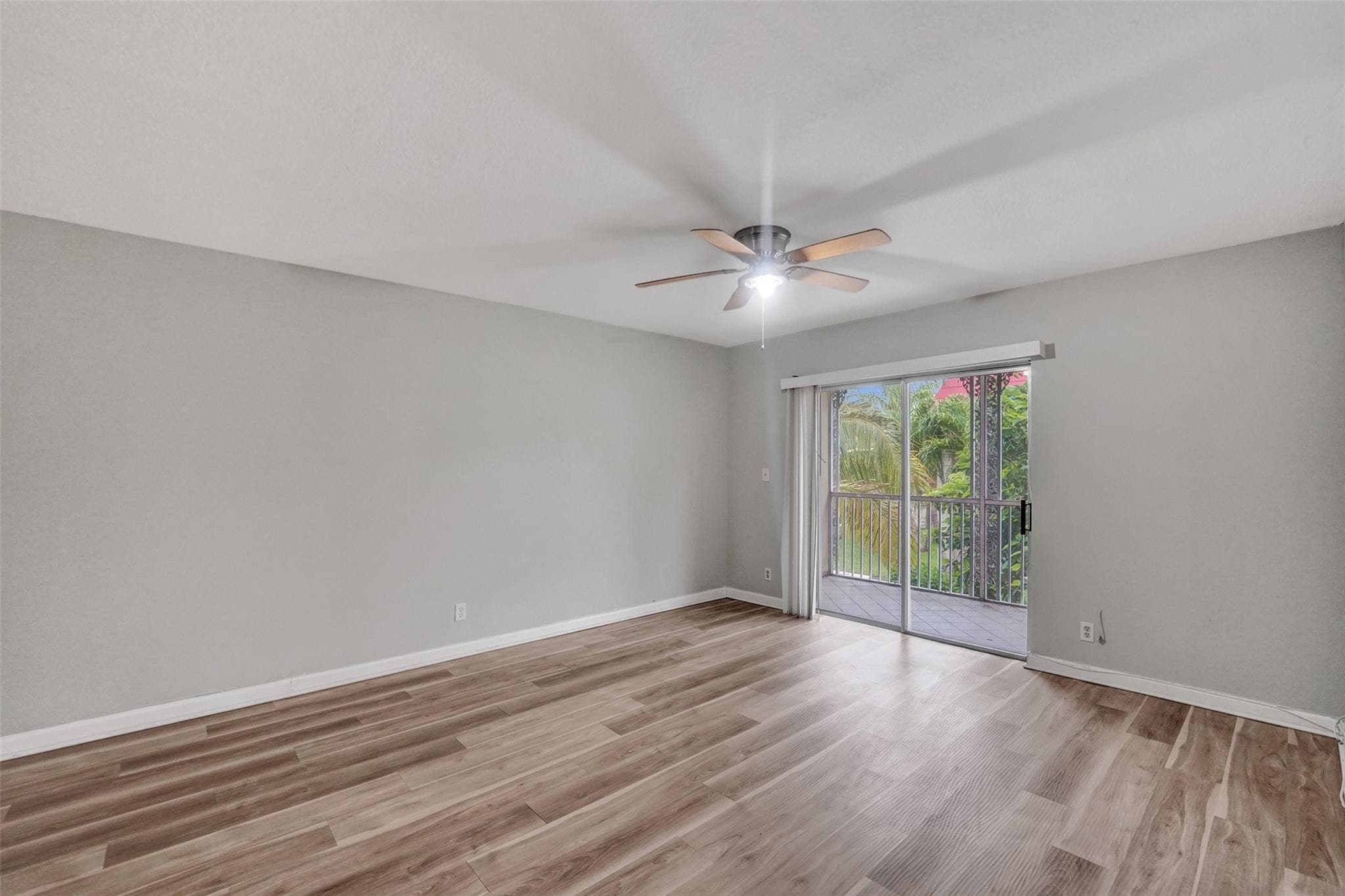 555 SE 8th Street 252, Deerfield Beach, FL 33441 — photo 4 of 18