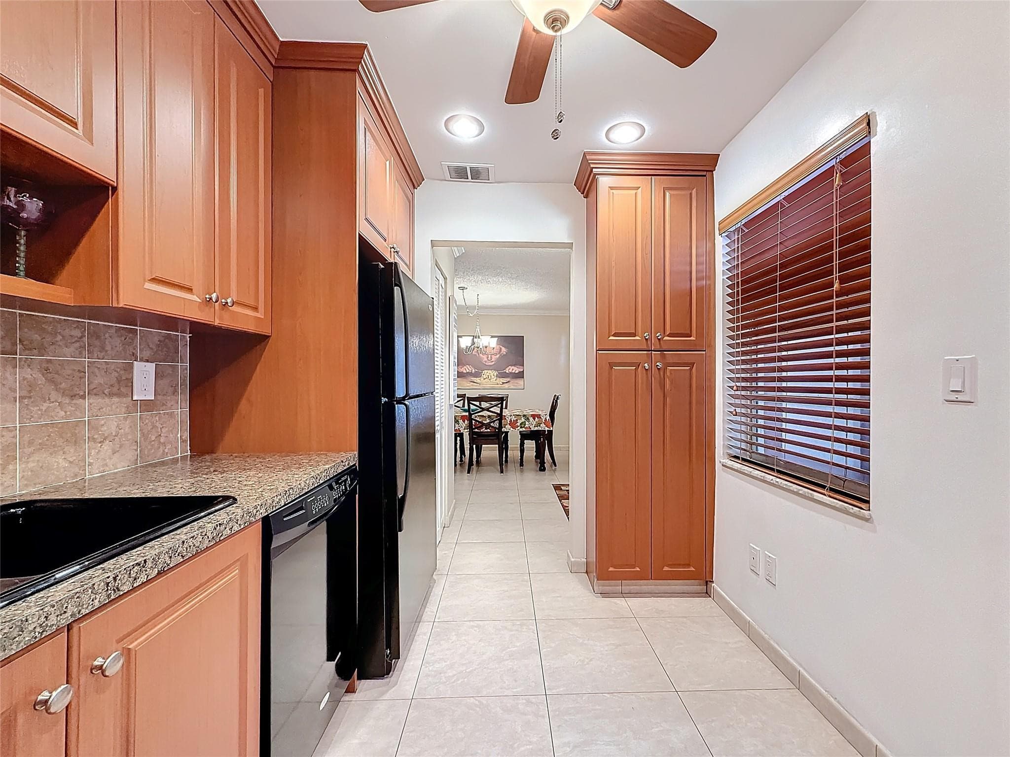 4270 NW 40th Street 208, Lauderdale Lakes, FL 33319 — photo 15 of 61