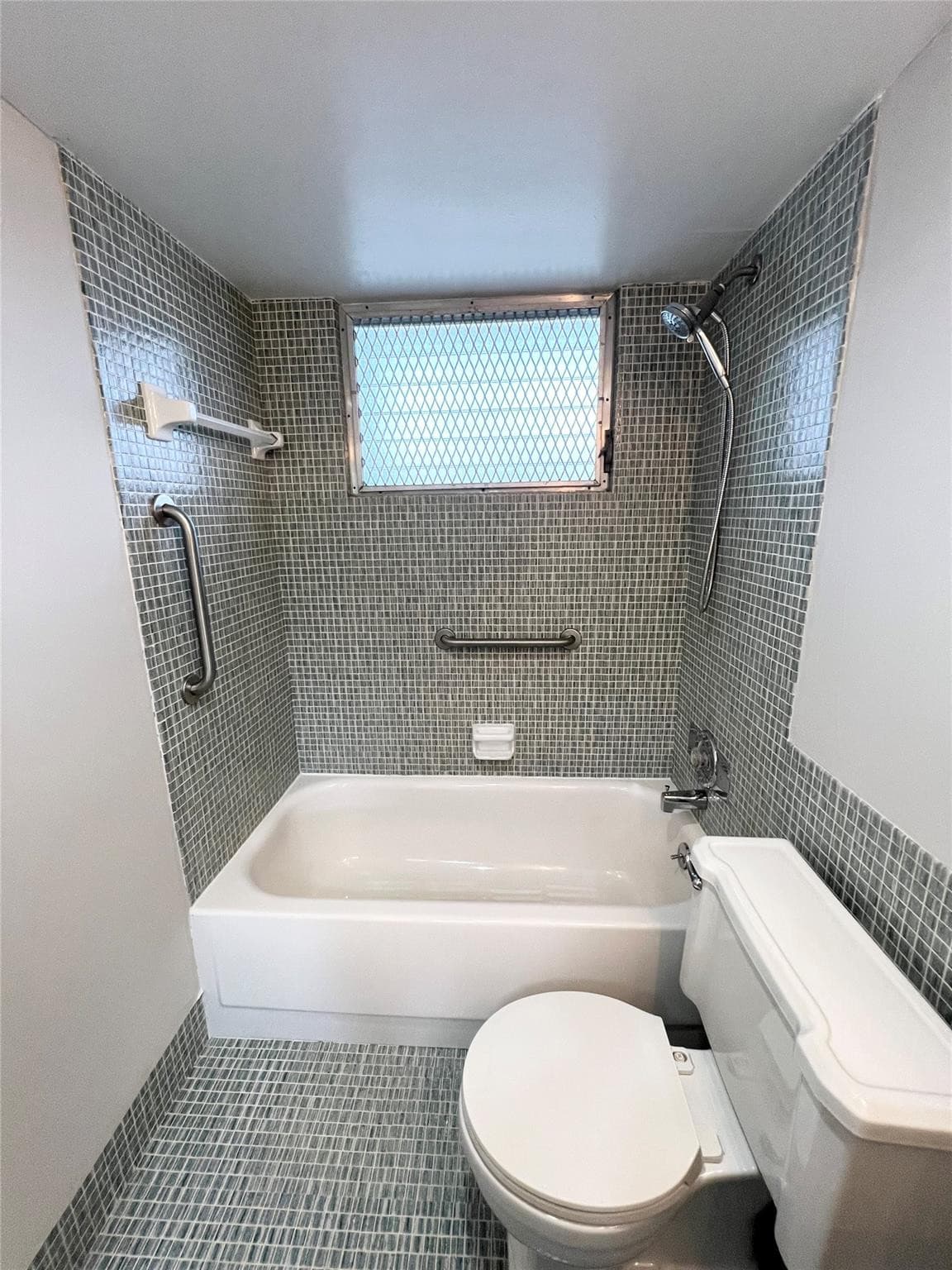 777 SE 2nd Avenue A102, Deerfield Beach, FL 33441 — photo 10 of 29