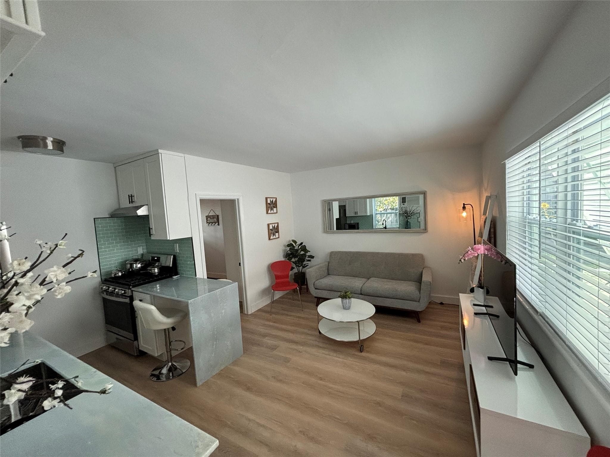1315 SE 2nd Street REAR WEST, Fort Lauderdale, FL 33301 — photo 1 of 11