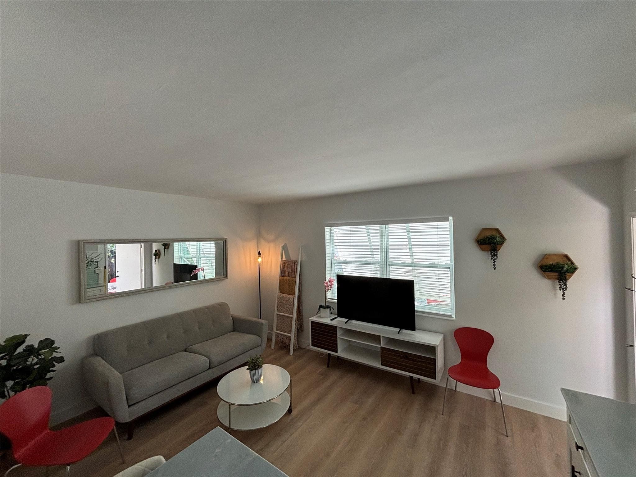 1315 SE 2nd Street REAR WEST, Fort Lauderdale, FL 33301 — photo 4 of 11