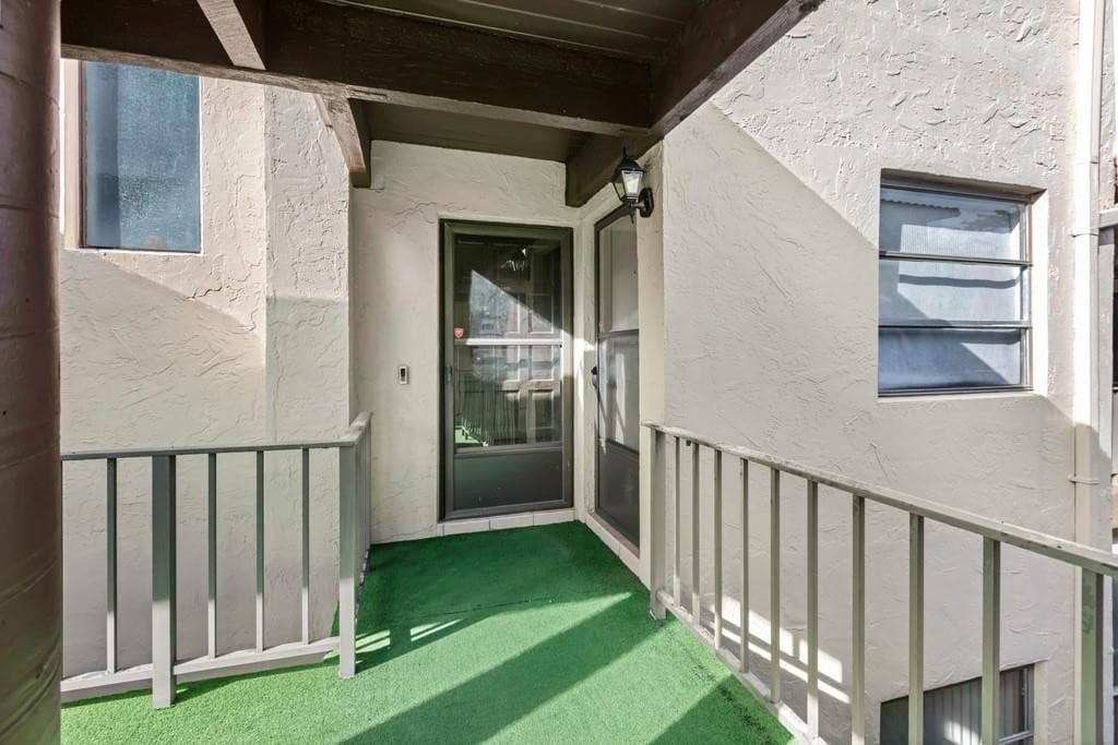 6010 S Falls Circle Drive 405, Lauderhill, FL 33319 — photo 1 of 42