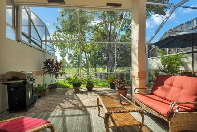 676 W Palm Aire Drive, Pompano Beach, FL 33069 — photo 29 of 51