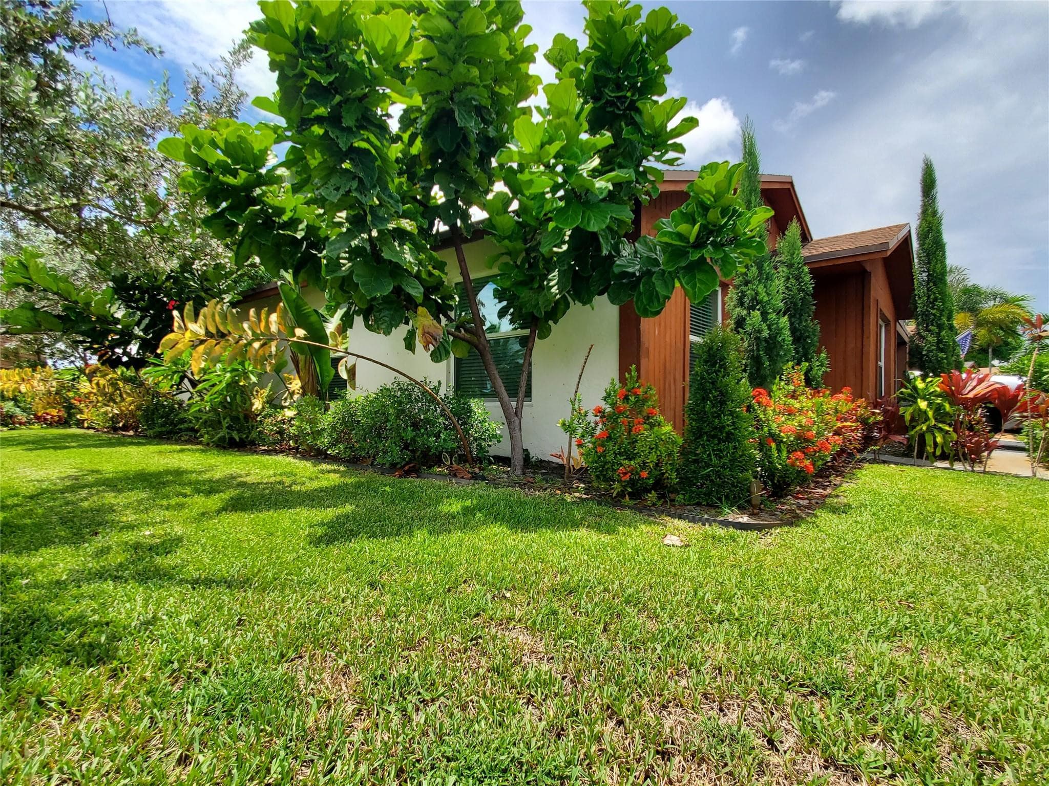Single Family Residence in Boynton Beach — photo 4 of 54