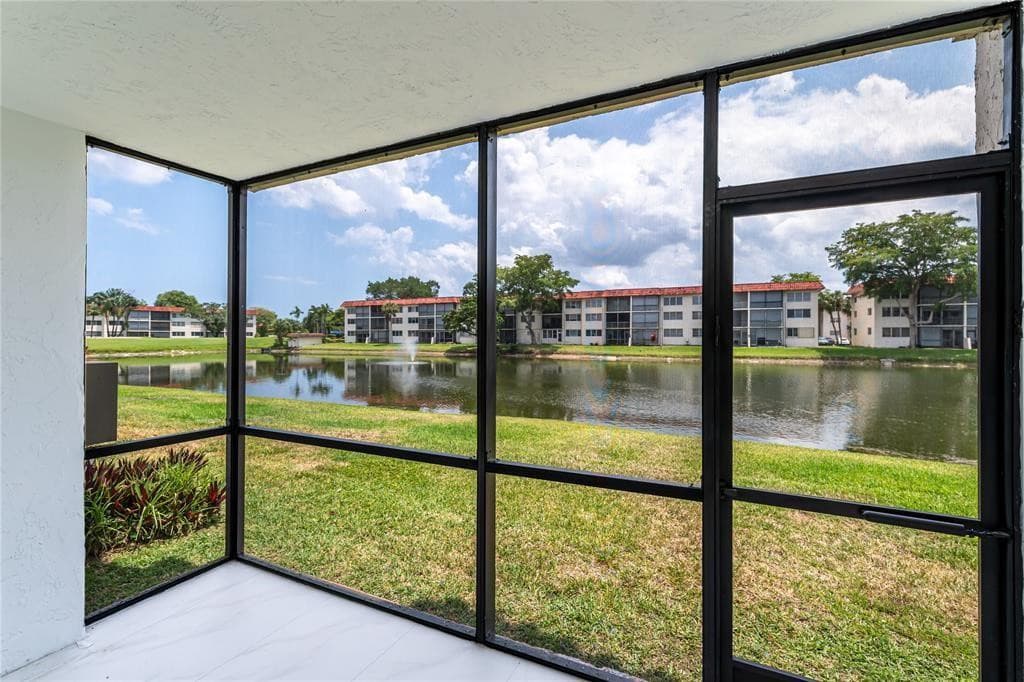 361 S Hollybrook Drive 105, Pembroke Pines, FL 33025 — photo 6 of 28