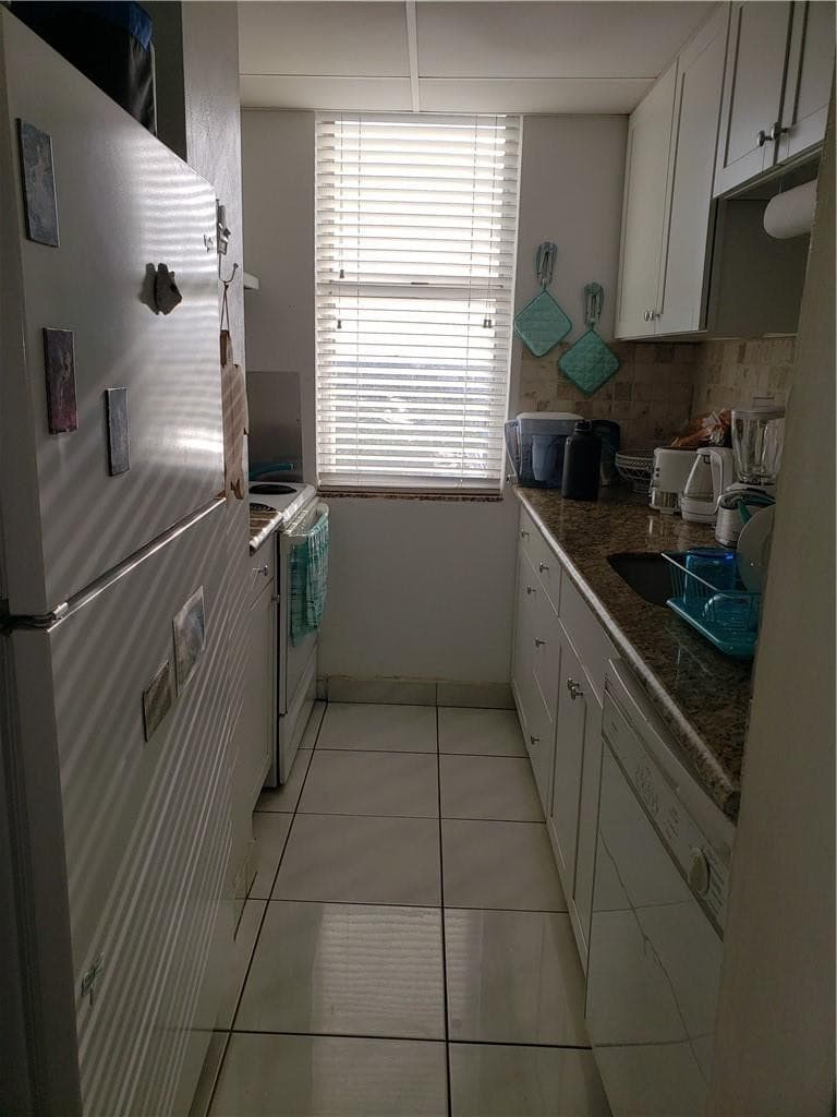 111 Briny Avenue 1214, Pompano Beach, FL 33062 — photo 7 of 24