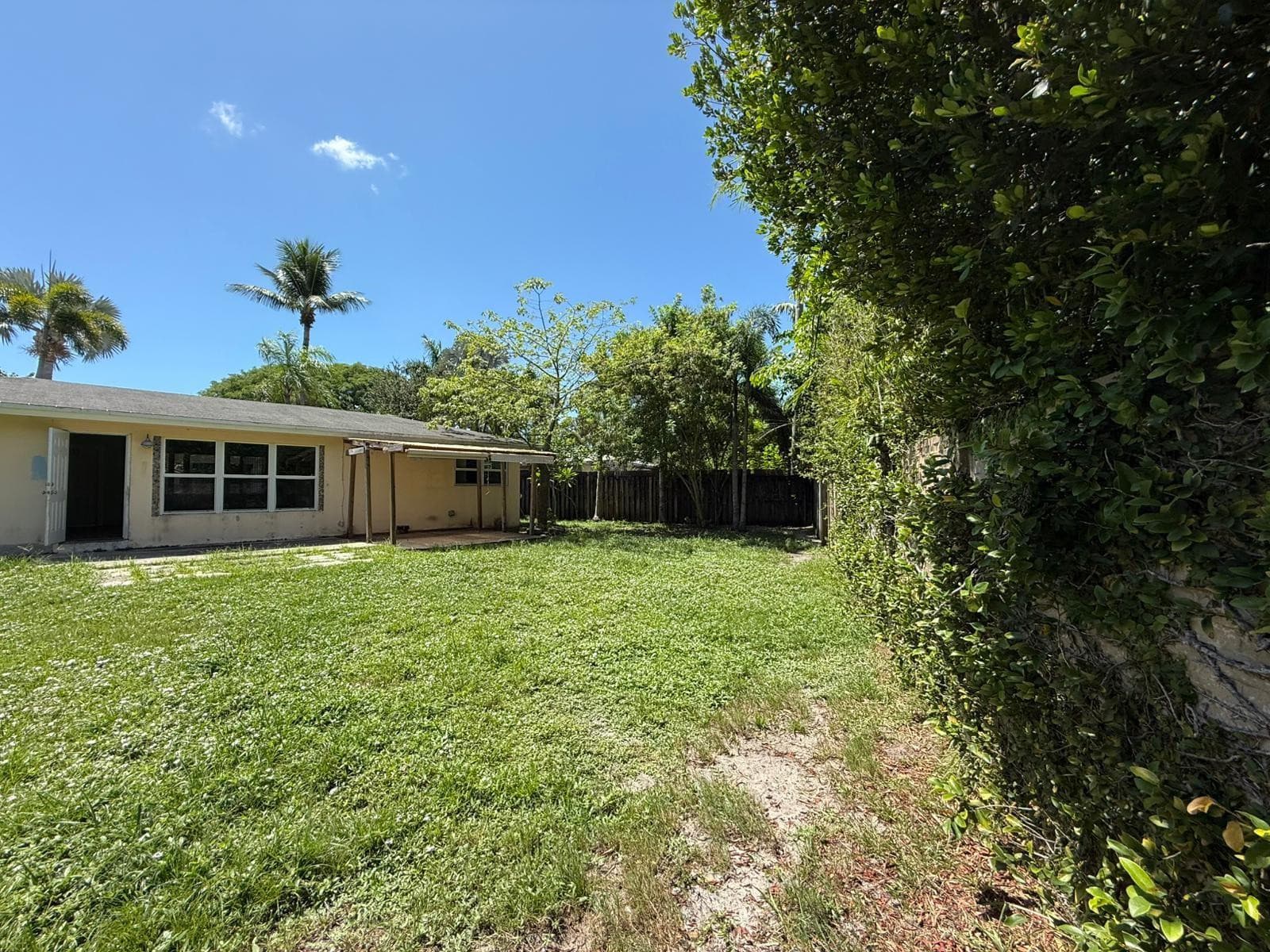 2957 NW 6th Avenue, Wilton Manors, FL 33311 — photo 14 of 16