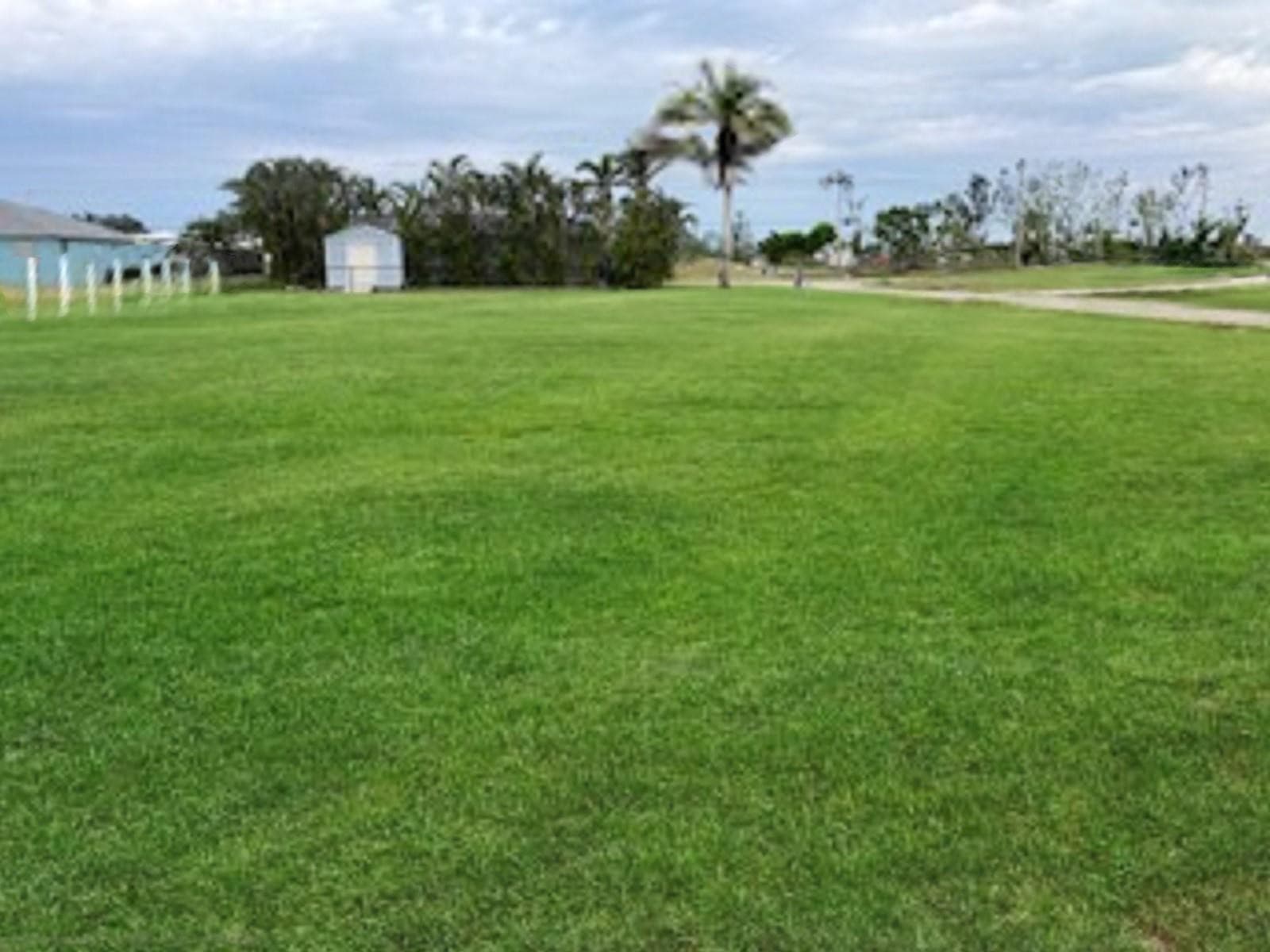 2101 SW 25th Terr Cape, FL 33914 — photo 2 of 3