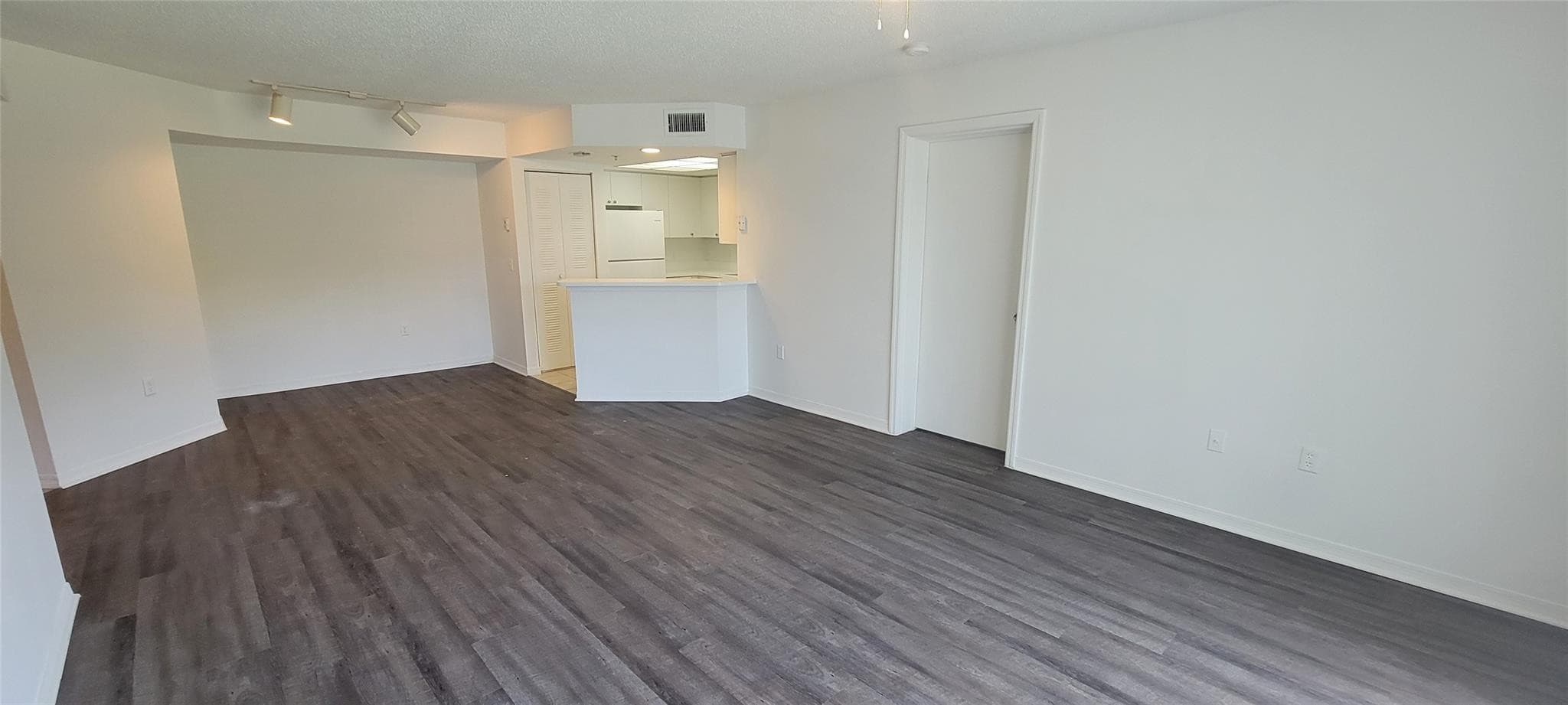4177 N Haverhill Road 816, West Palm Beach, FL 33417 — photo 10 of 18