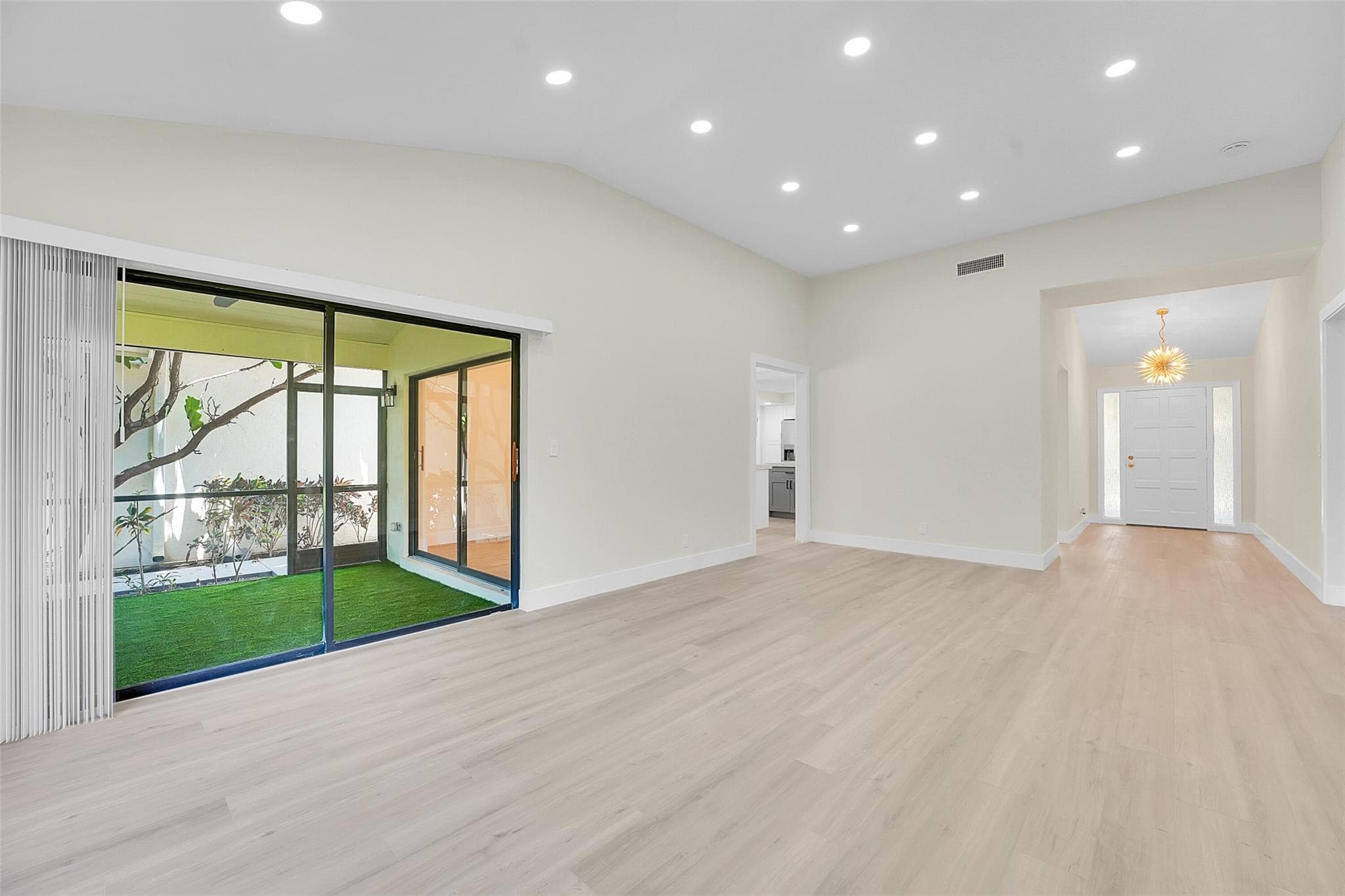 11457 Shady Oaks Lane, North Palm Beach, FL 33408 — photo 12 of 35