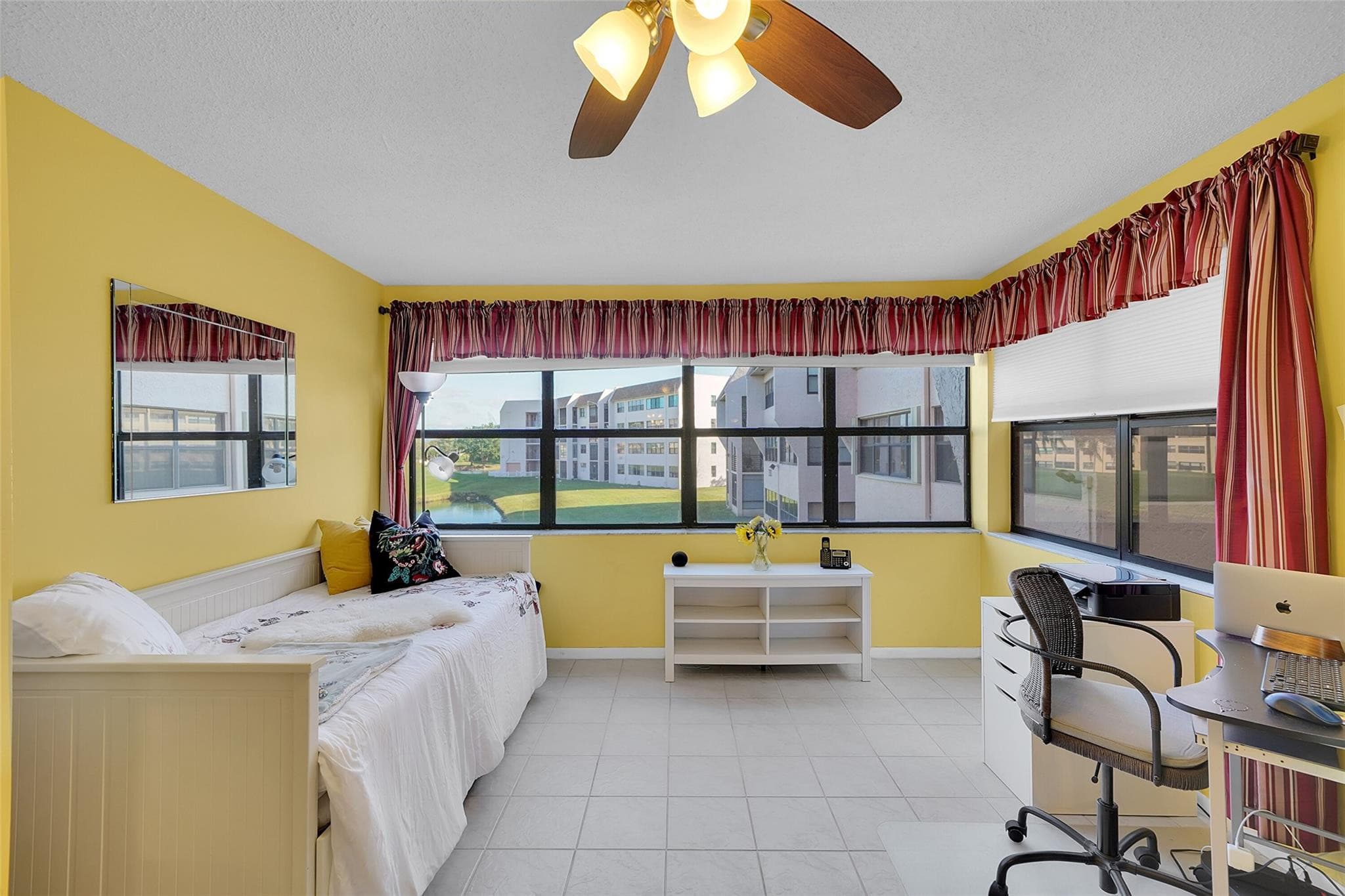 10123 Sunrise Lakes Boulevard 206, Sunrise, FL 33322 — photo 7 of 39