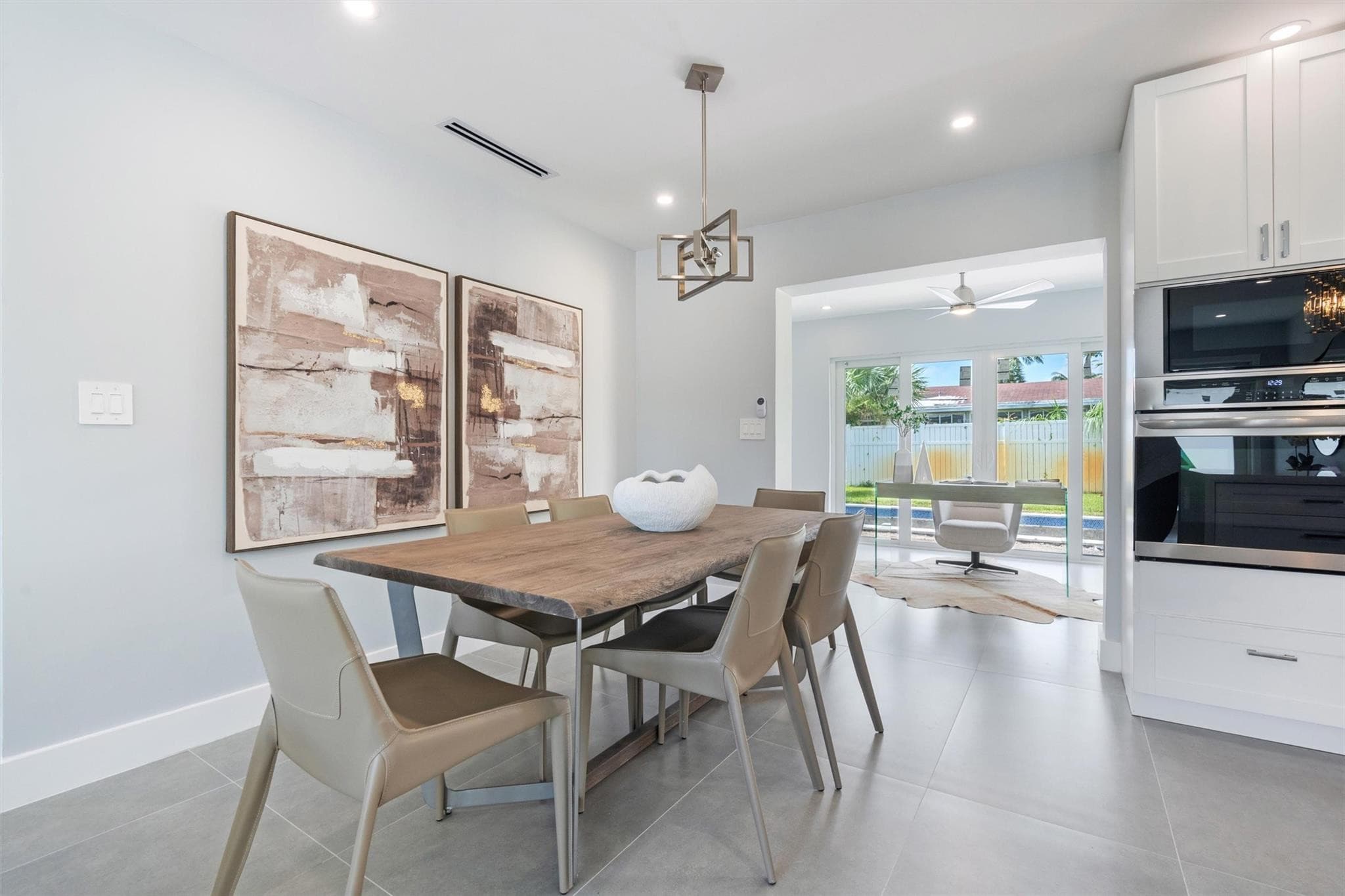 324 NE 28th Street, Wilton Manors, FL 33334 — photo 9 of 23