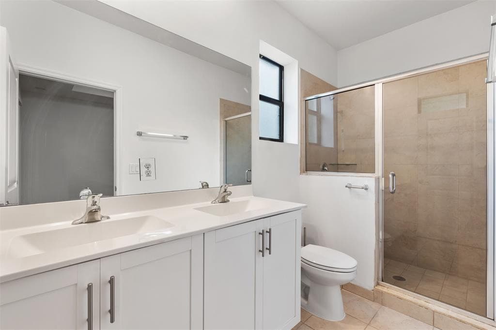 340 NE 208th Terrace 340, Miami, FL 33179 — photo 5 of 38