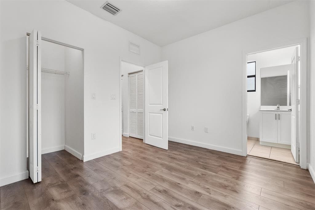 340 NE 208th Terrace 340, Miami, FL 33179 — photo 10 of 38