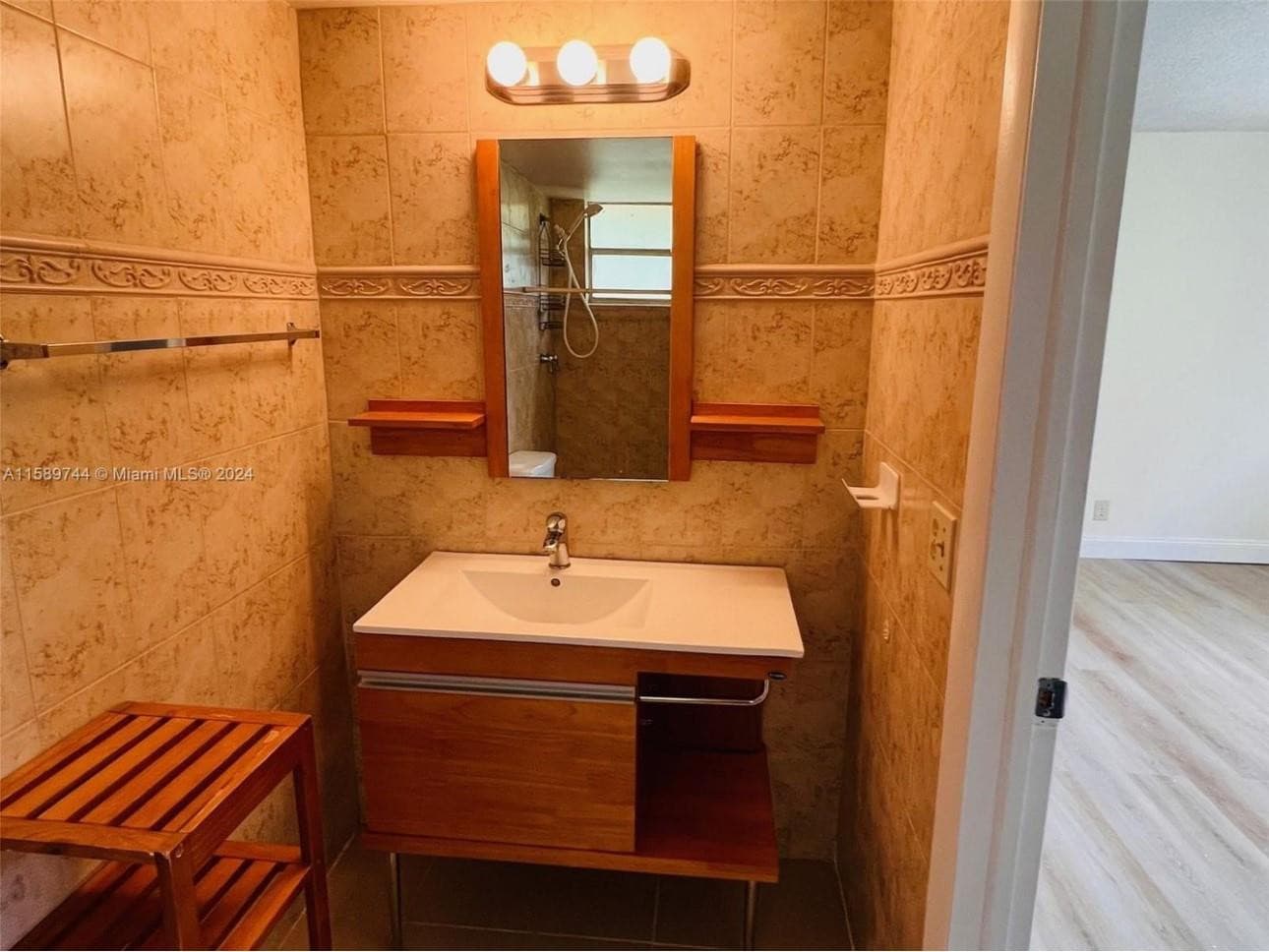 6534 SW 41st Street, Davie, FL 33314 — photo 10 of 11