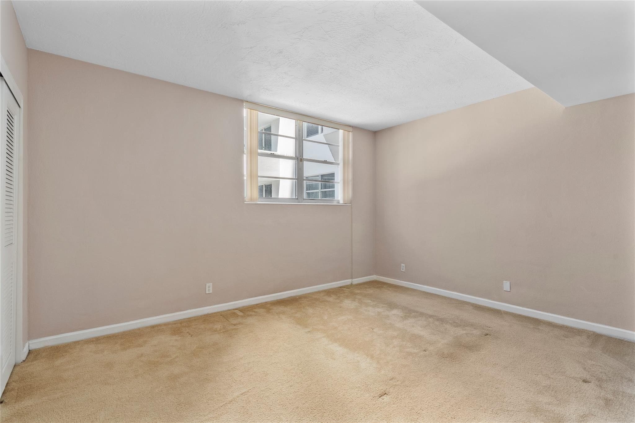 3001 S Ocean Drive 333, Hollywood, FL 33019 — photo 14 of 26
