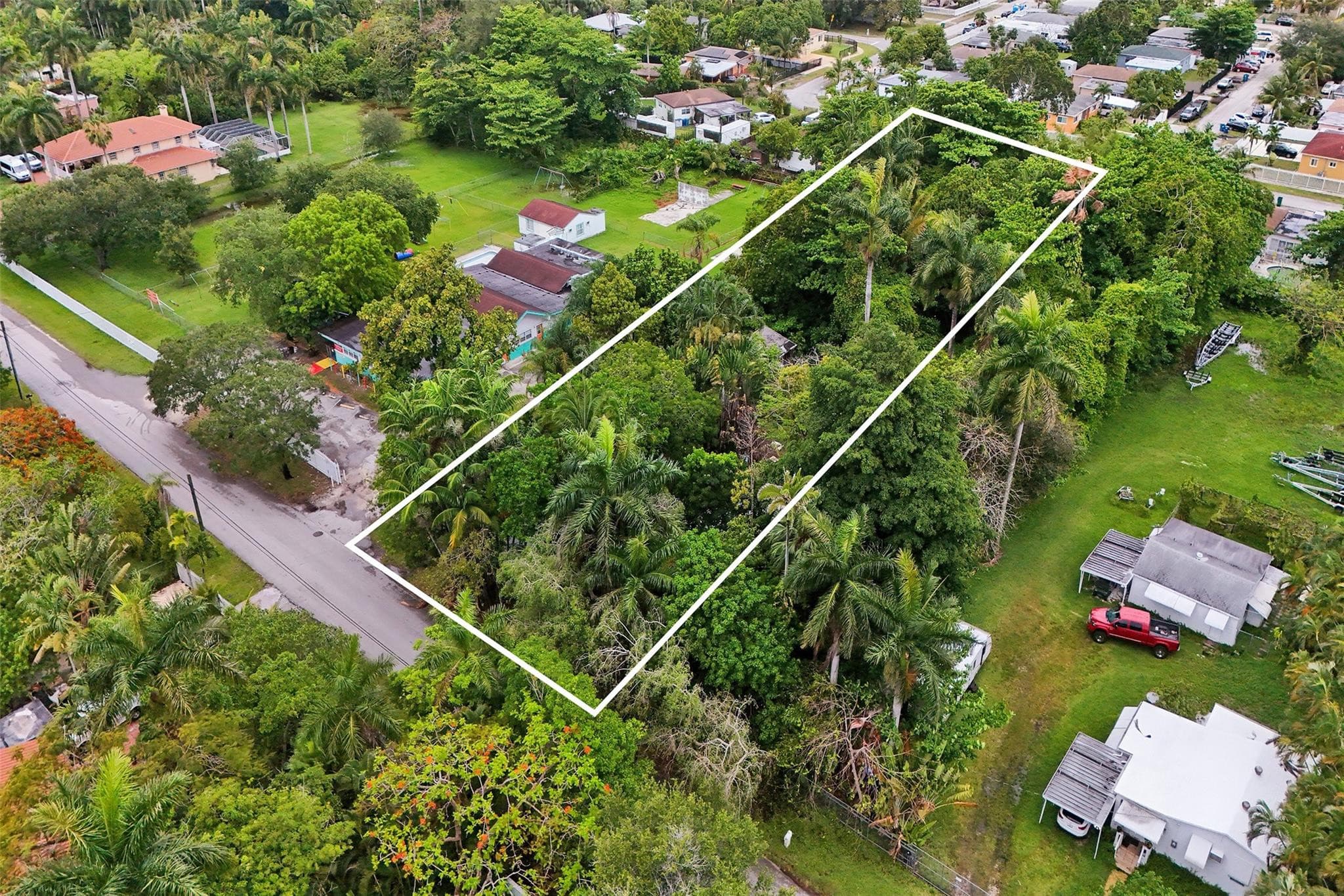 453 NE 154th Street, Miami, FL 33162 — photo 2 of 12