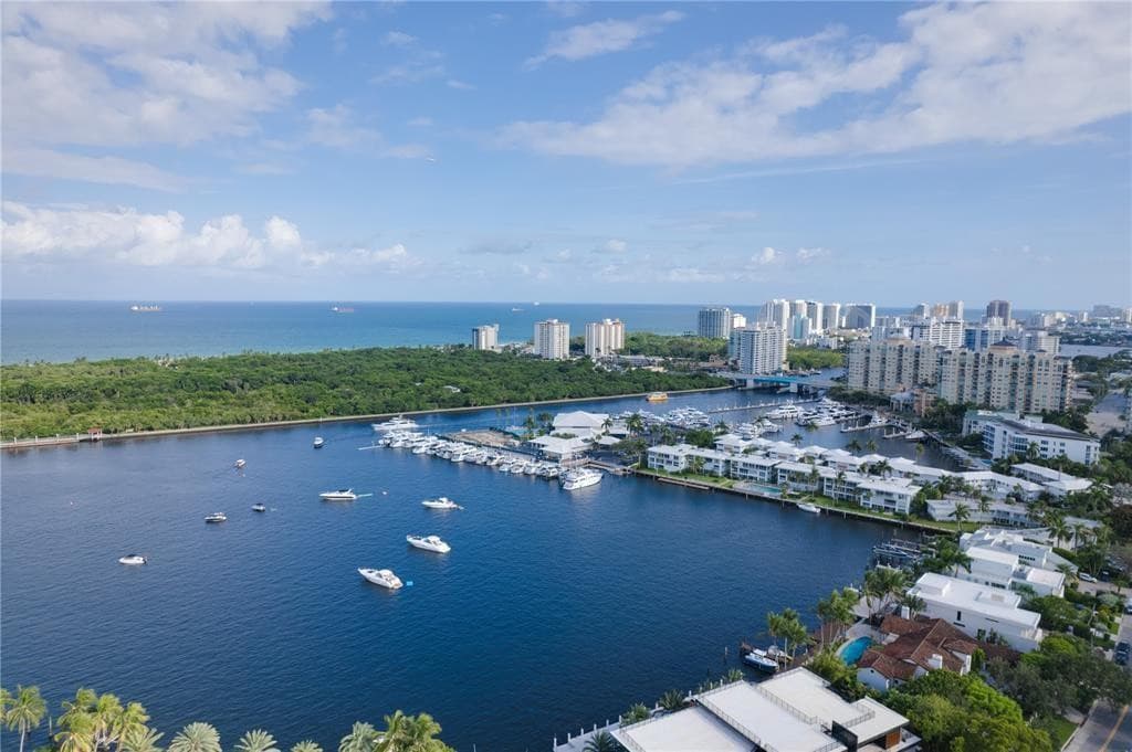 2625 NE 13th Court 3, Fort Lauderdale, FL 33304 — photo 7 of 8