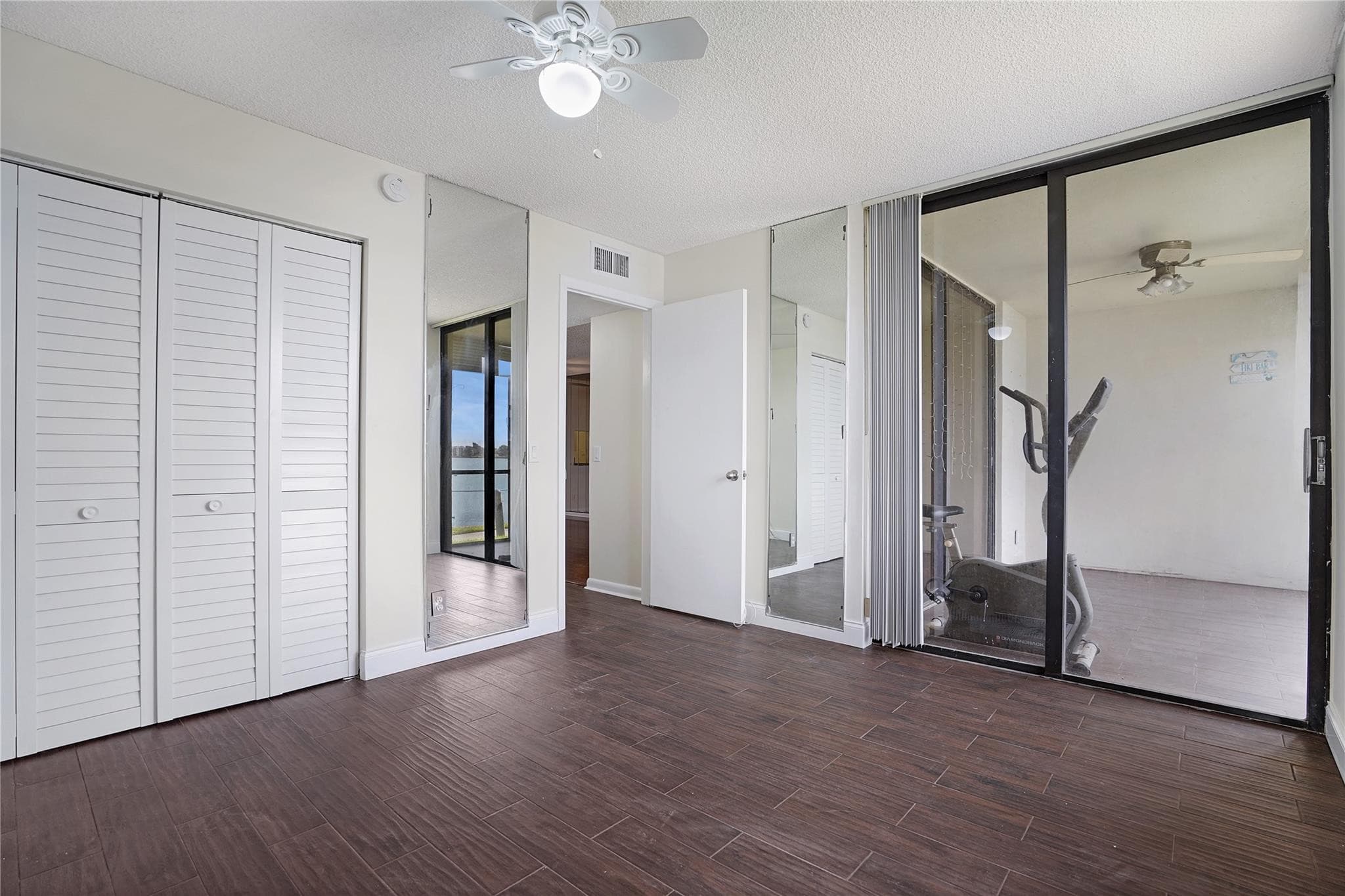 109 Lake Emerald Drive 110, Oakland Park, FL 33309 — photo 24 of 39