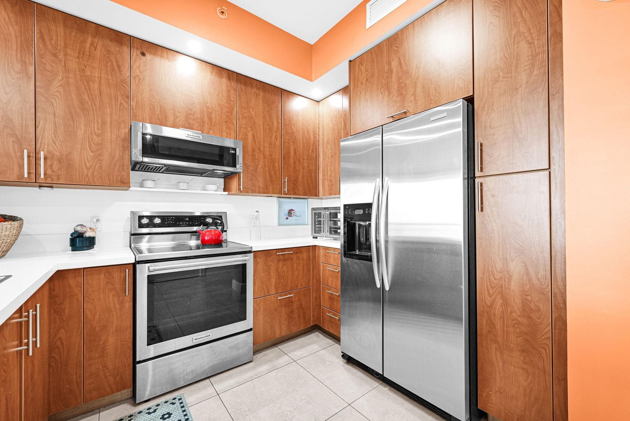 315 NE 3rd Avenue 1008, Fort Lauderdale, FL 33301 — photo 6 of 53