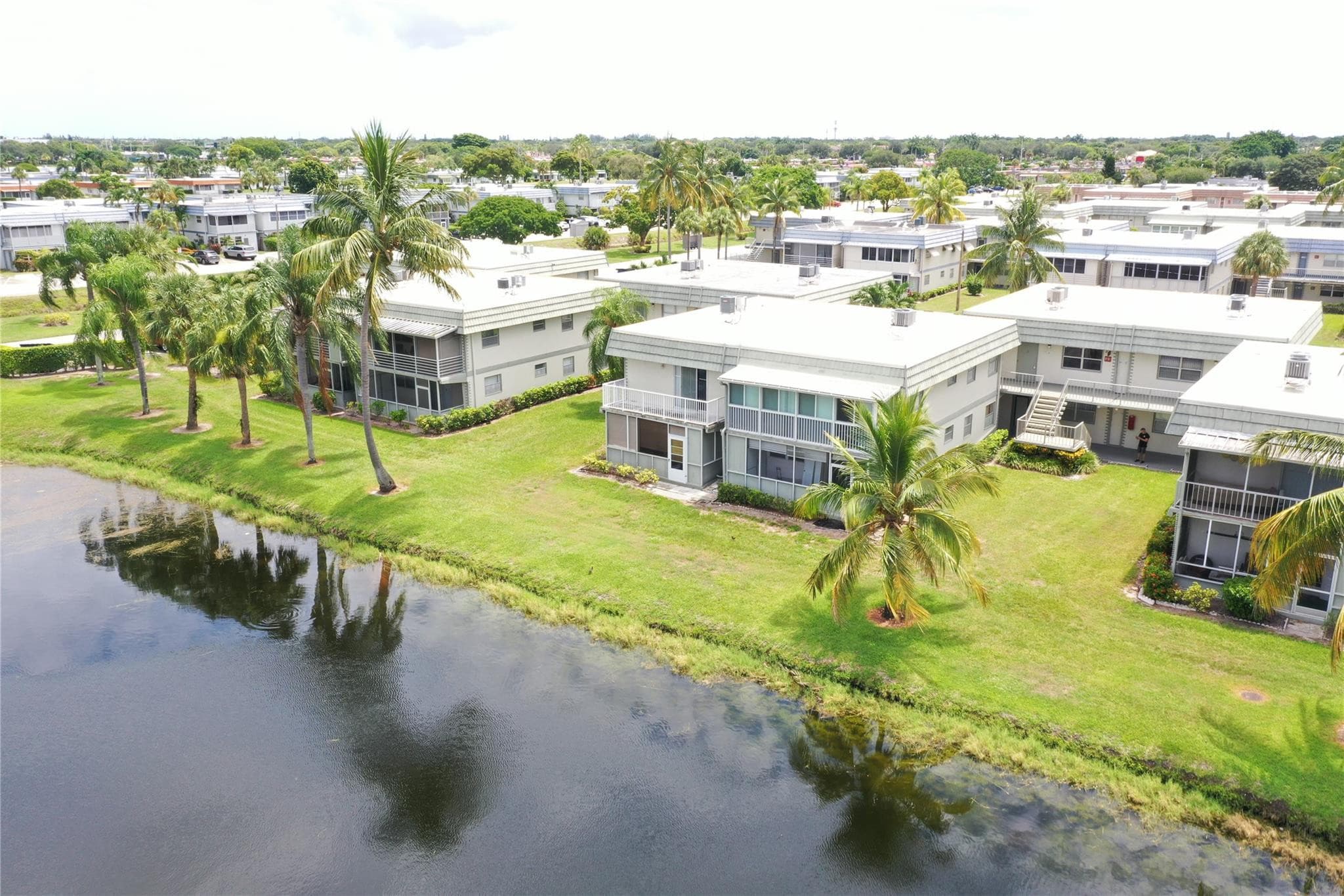 161 Brittany Terrace 161 D, Delray Beach, FL 33446 — photo 2 of 30