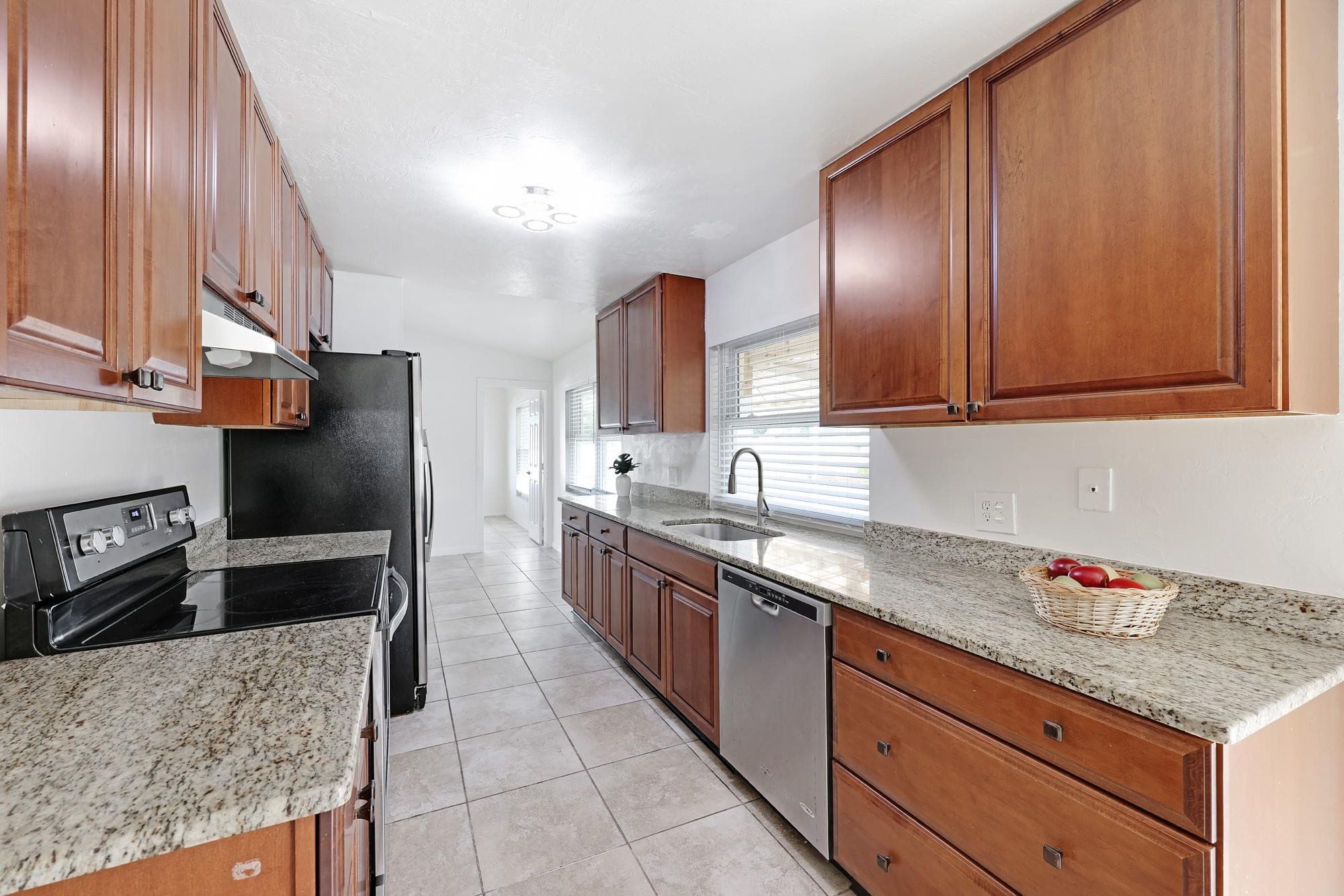 137 SE Santa Barbara Place, Cape Coral, FL 33990 — photo 7 of 14
