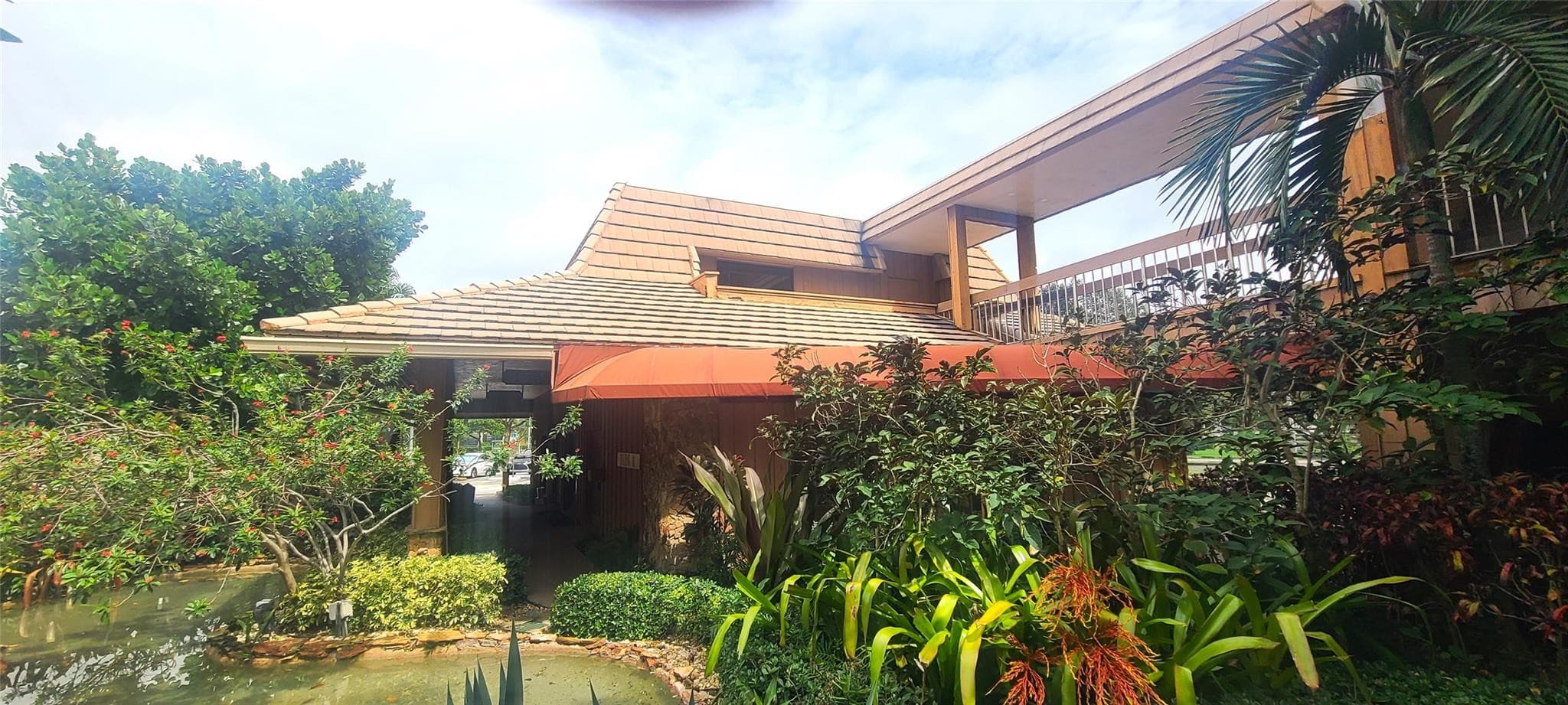 7800 W Oakland Park Boulevard 101, Fort Lauderdale, FL 33351 — photo 5 of 25