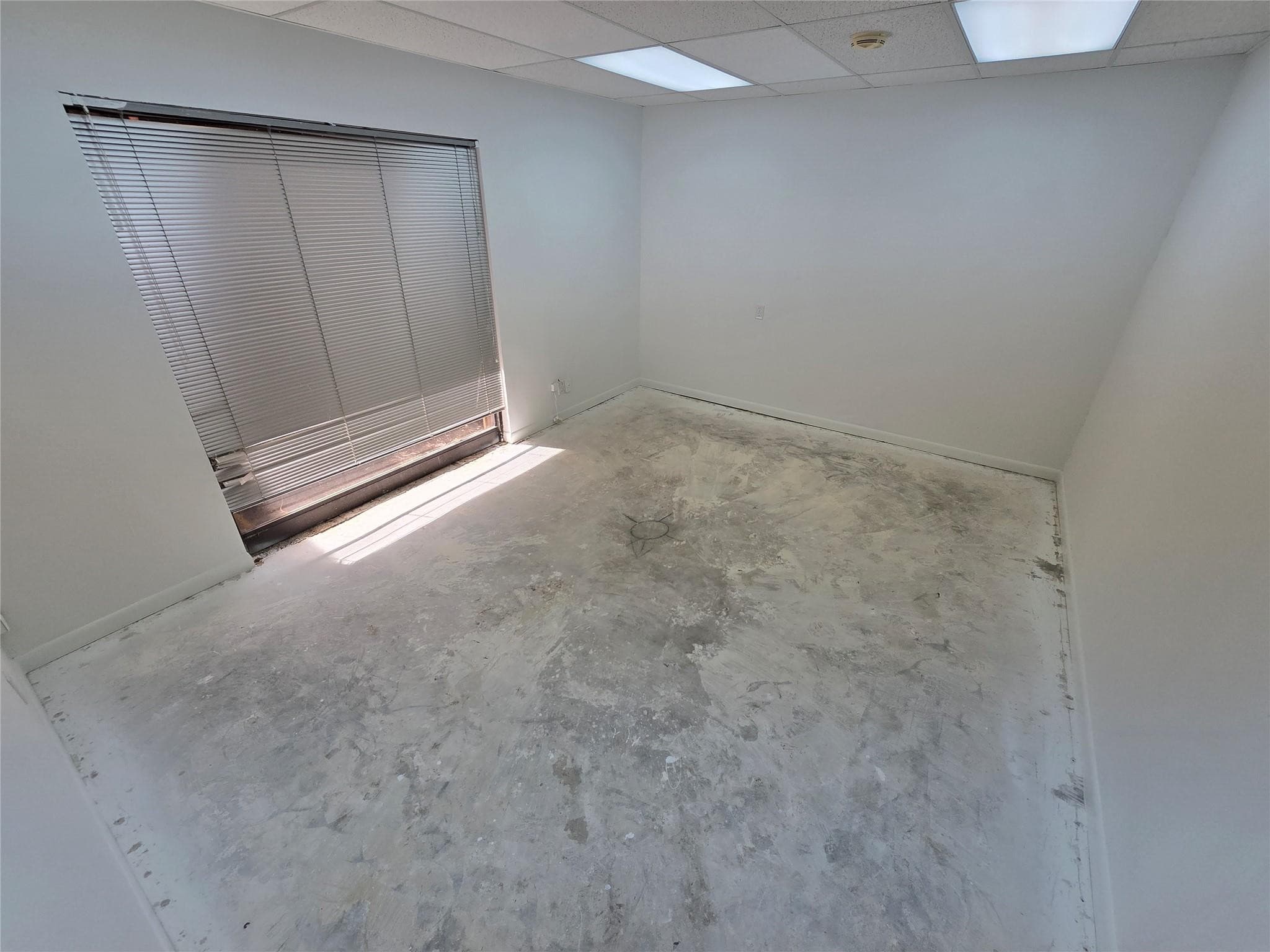 7800 W Oakland Park Boulevard 101, Fort Lauderdale, FL 33351 — photo 13 of 25