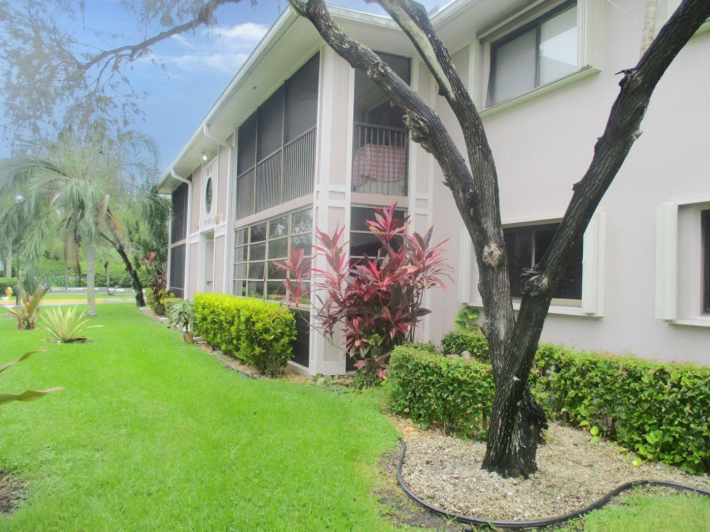 10909 W Clairmont Circle 103, Fort Lauderdale, FL 33321 — photo 3 of 18