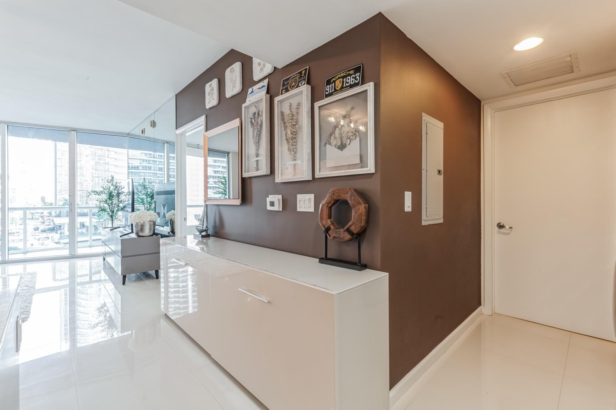 475 Brickell Avenue 512, Miami, FL 33131 — photo 13 of 36
