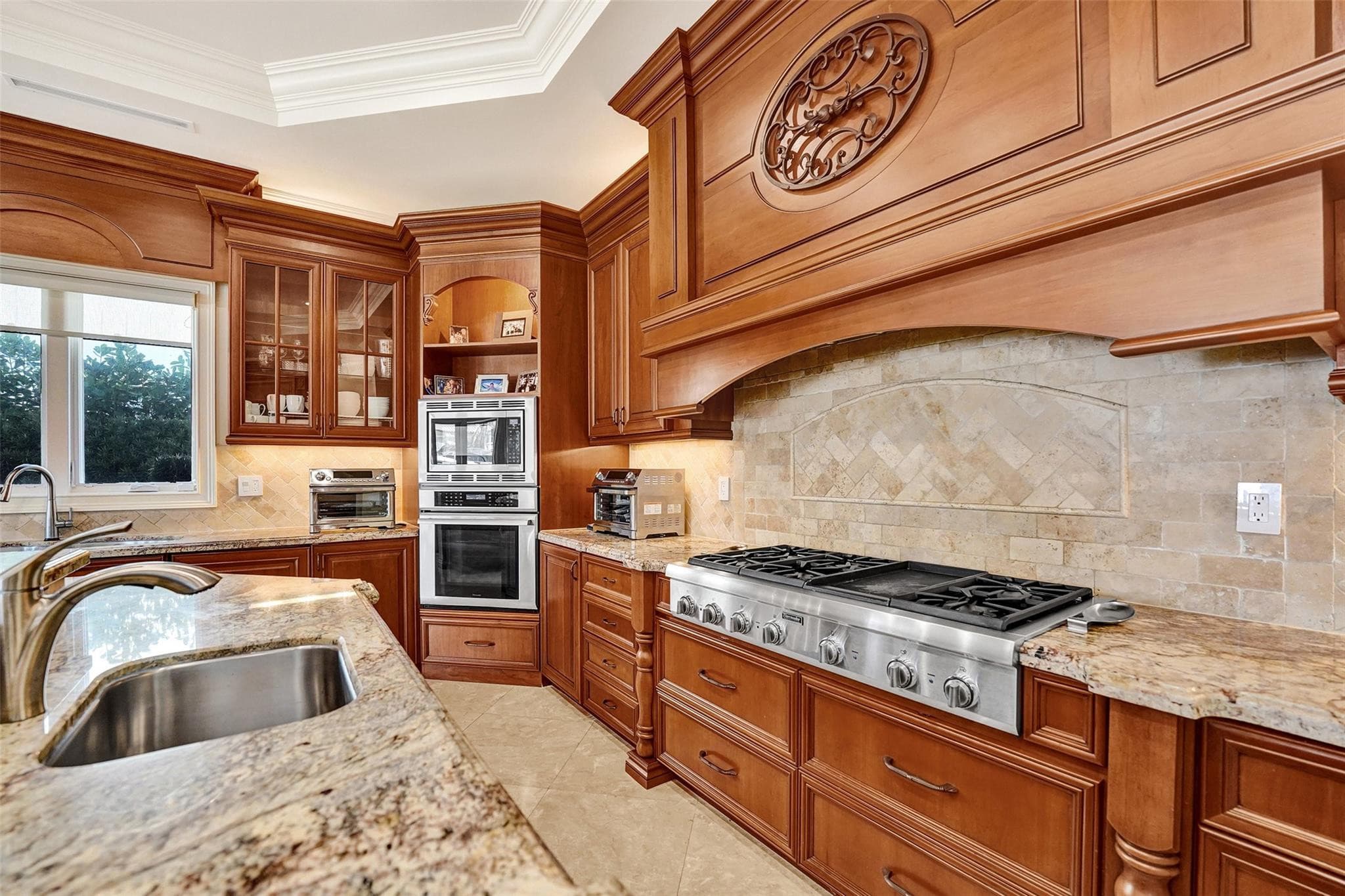 642 Palm Drive, Hallandale Beach, FL 33009 — photo 30 of 76