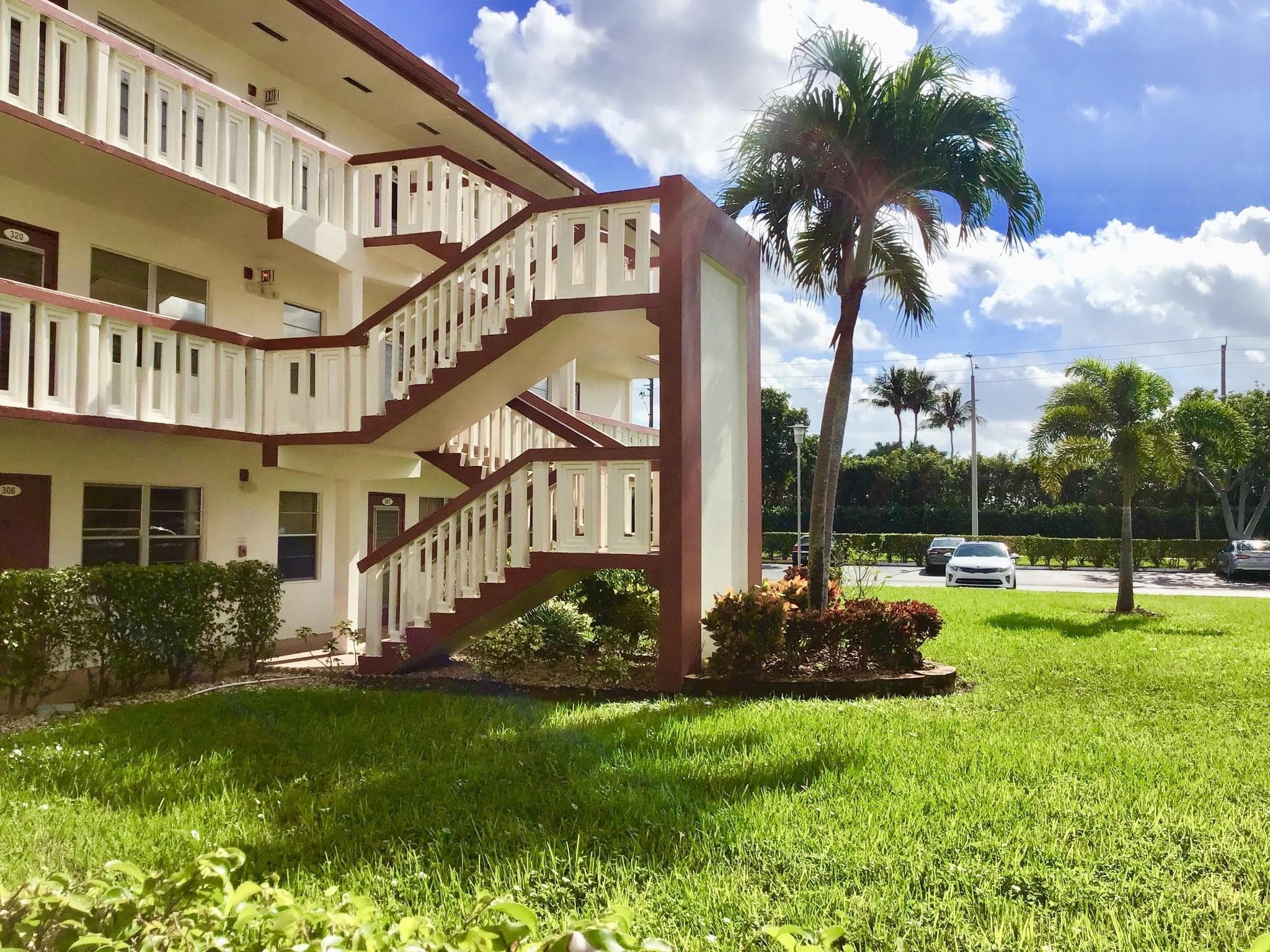 308 Brighton H 308, Boca Raton, FL 33434 — photo 2 of 22