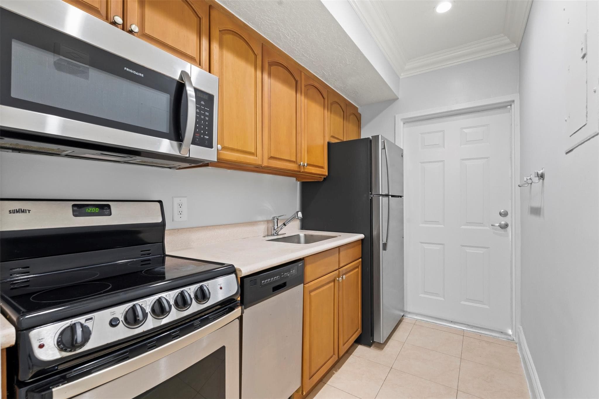 9930 Collins Avenue 12, Bal Harbour, FL 33154 — photo 5 of 13