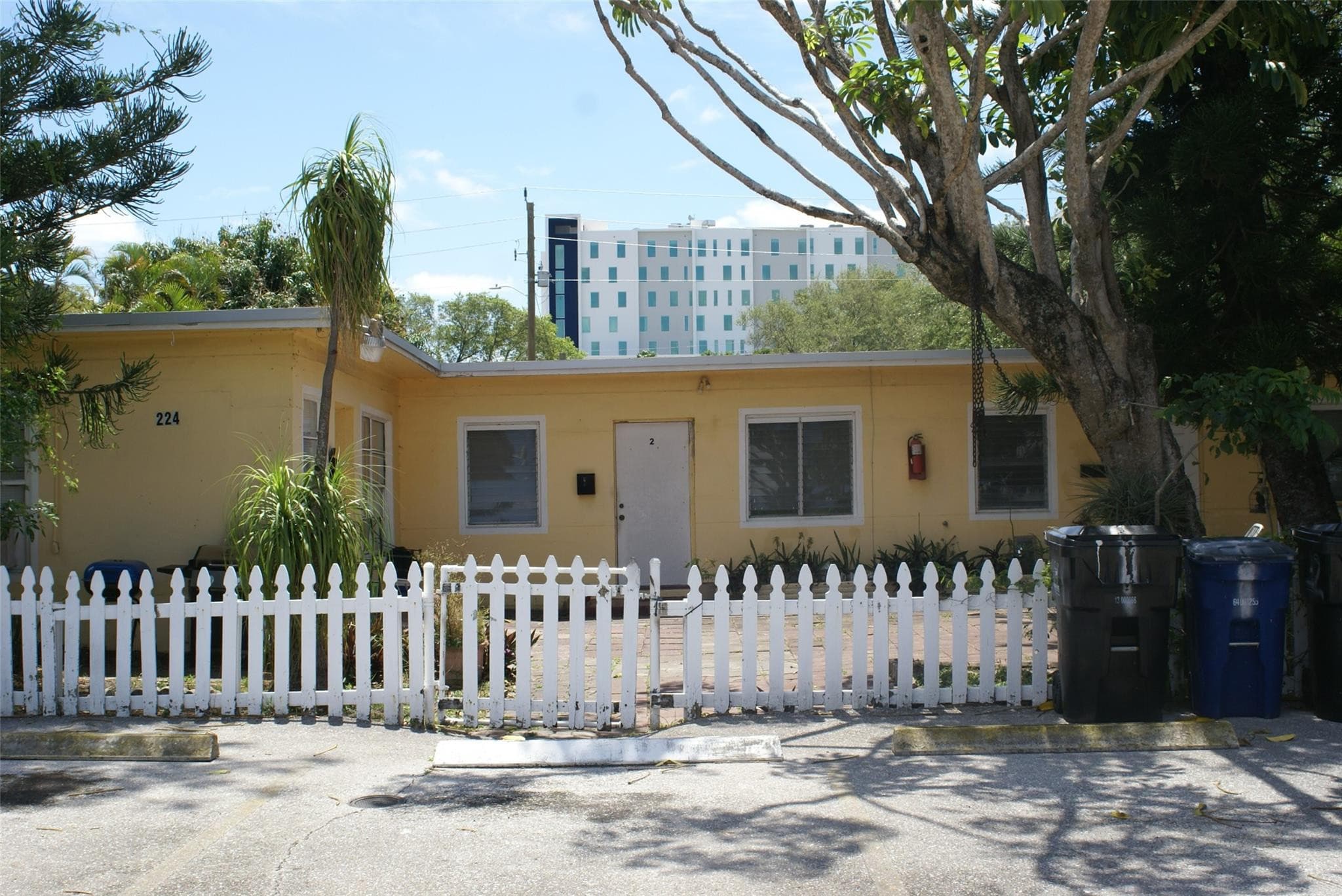 Unimproved Land in Hallandale Beach — photo 3 of 6