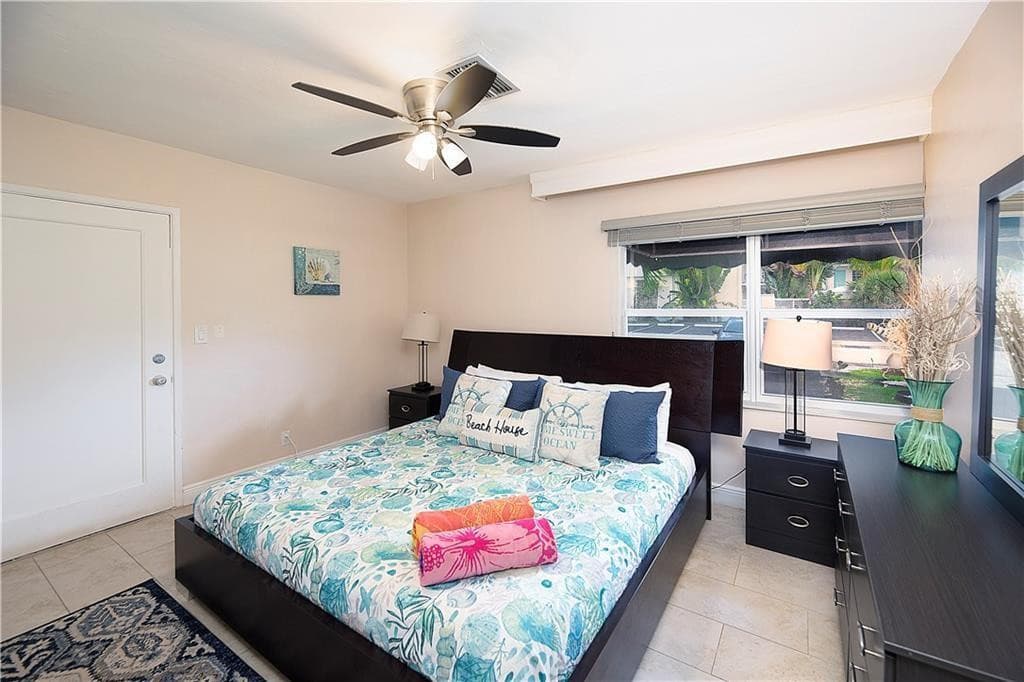 2613-2615 NE 33rd Avenue, Fort Lauderdale, FL 33308 — photo 17 of 36