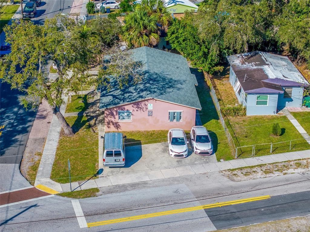 6 SW 7th Avenue, Dania Beach, FL 33004 — photo 3 of 15