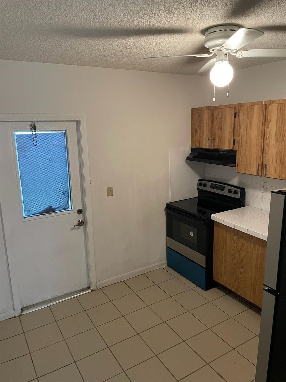 6 SW 7th Avenue, Dania Beach, FL 33004 — photo 11 of 15