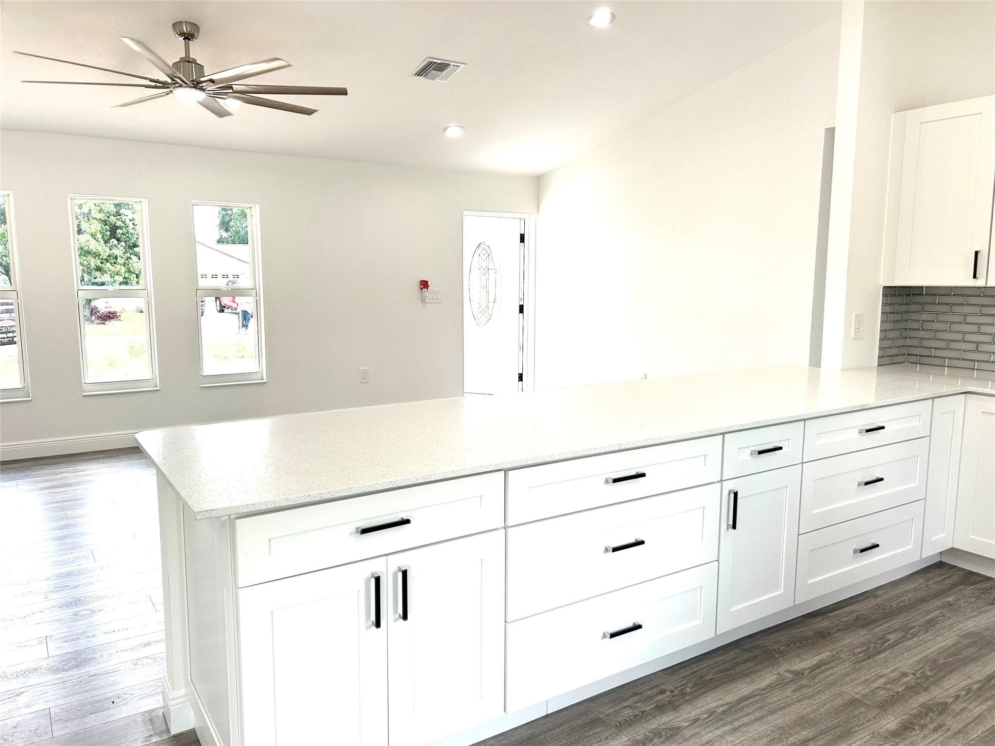 136 Lincoln Road, Lake Placid, FL 33852 — photo 13 of 31