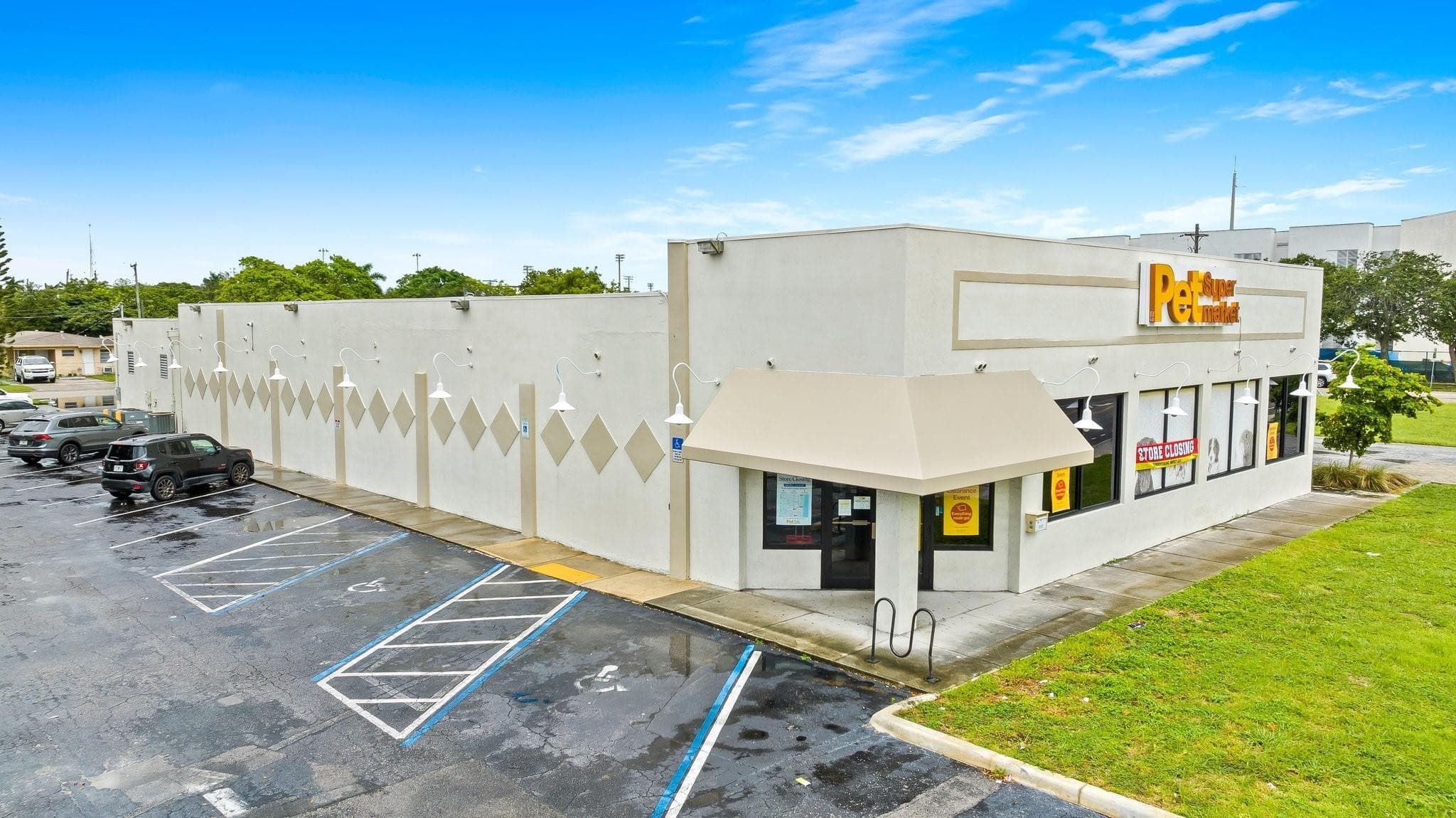 2111 N Federal Highway, Hollywood, FL 33020 — photo 1 of 13