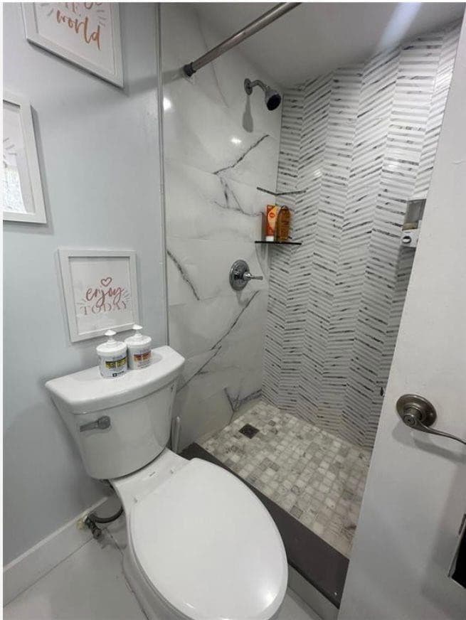 2350 NE 135th Street 203, North Miami, FL 33181 — photo 10 of 11